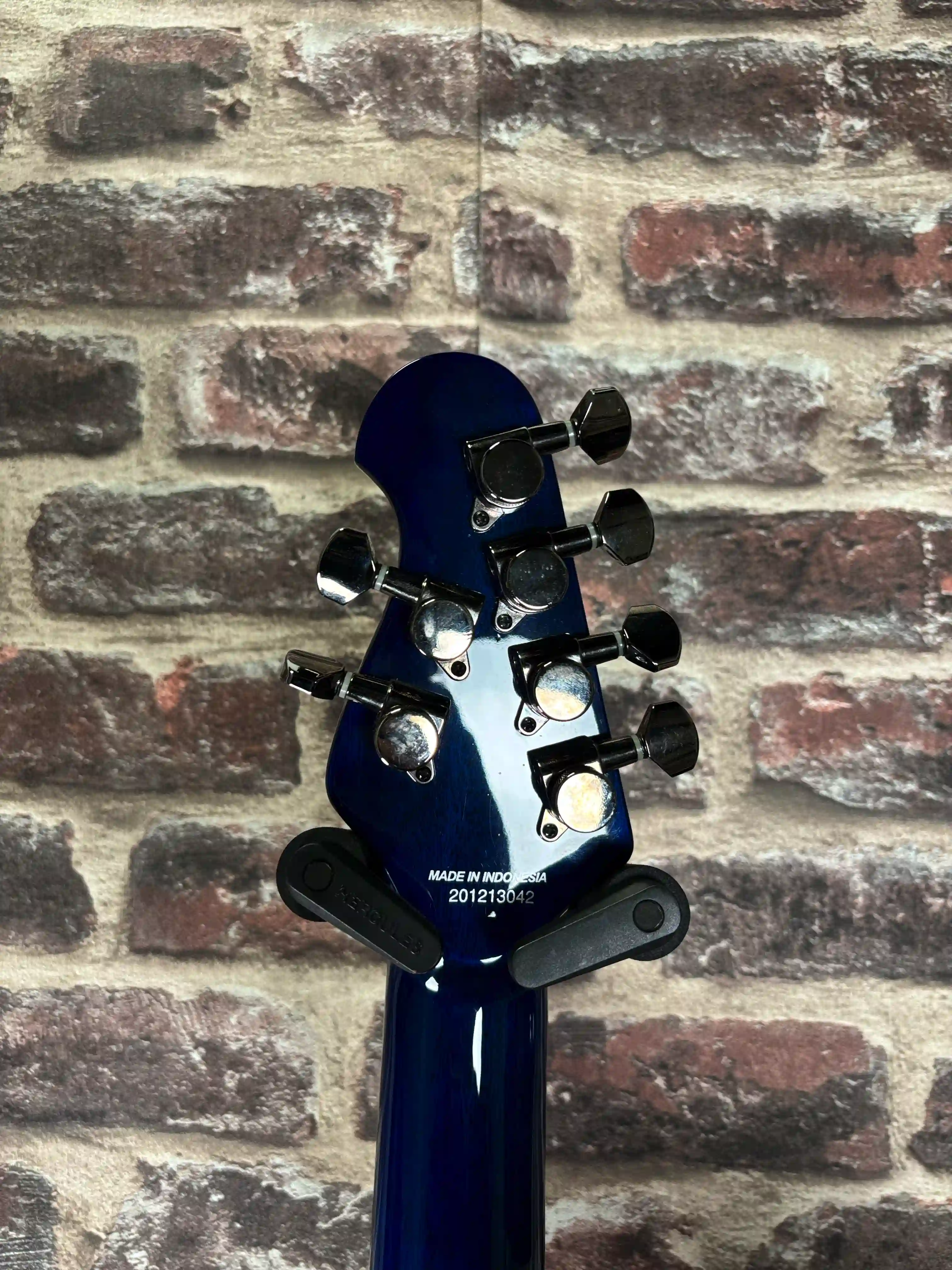 Sterling by Music Man Majesty MAJ200 Cerulean Paradise OCCASION