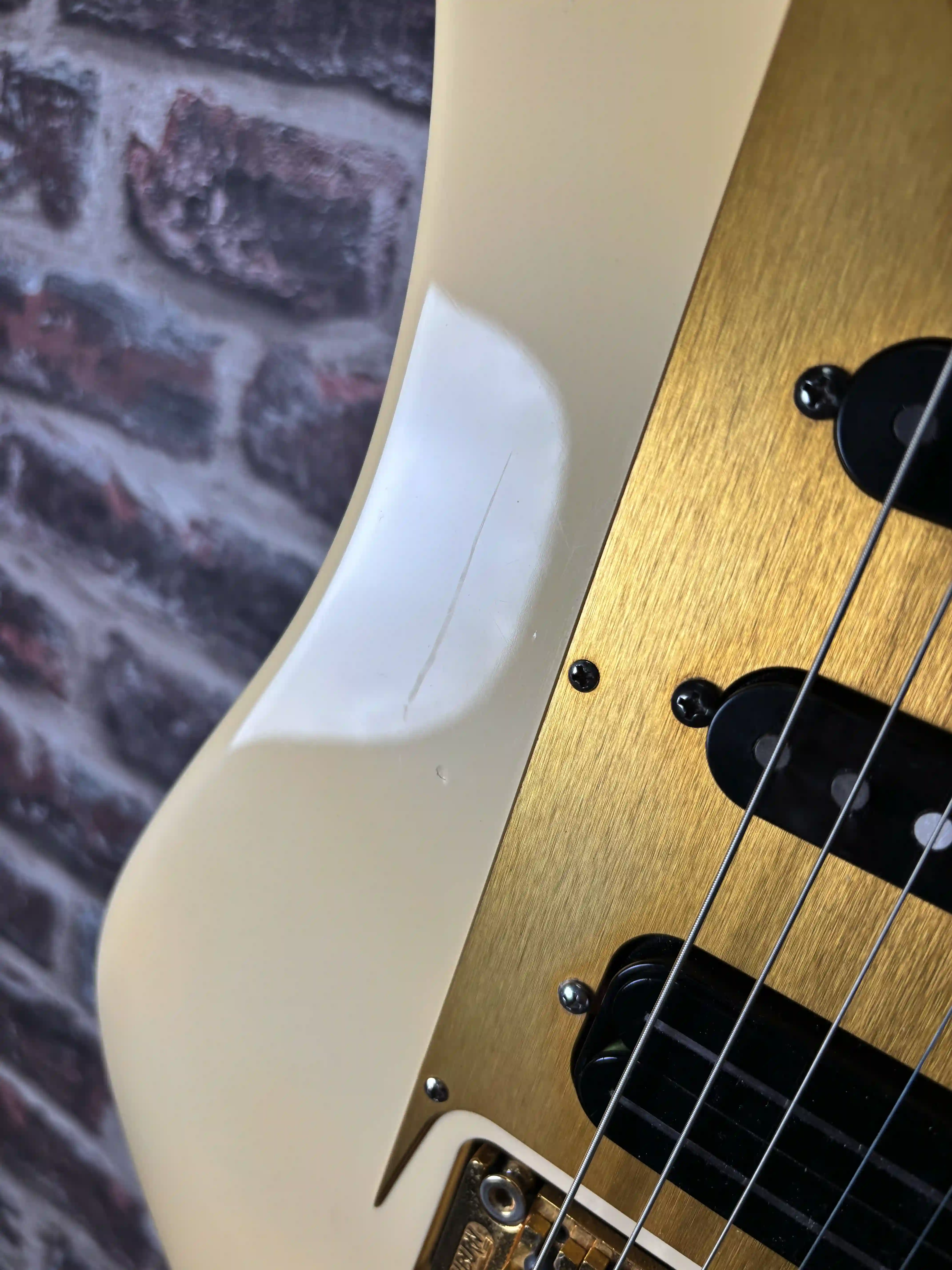 Washburn N6 Cream Bird Eyes OCCASION