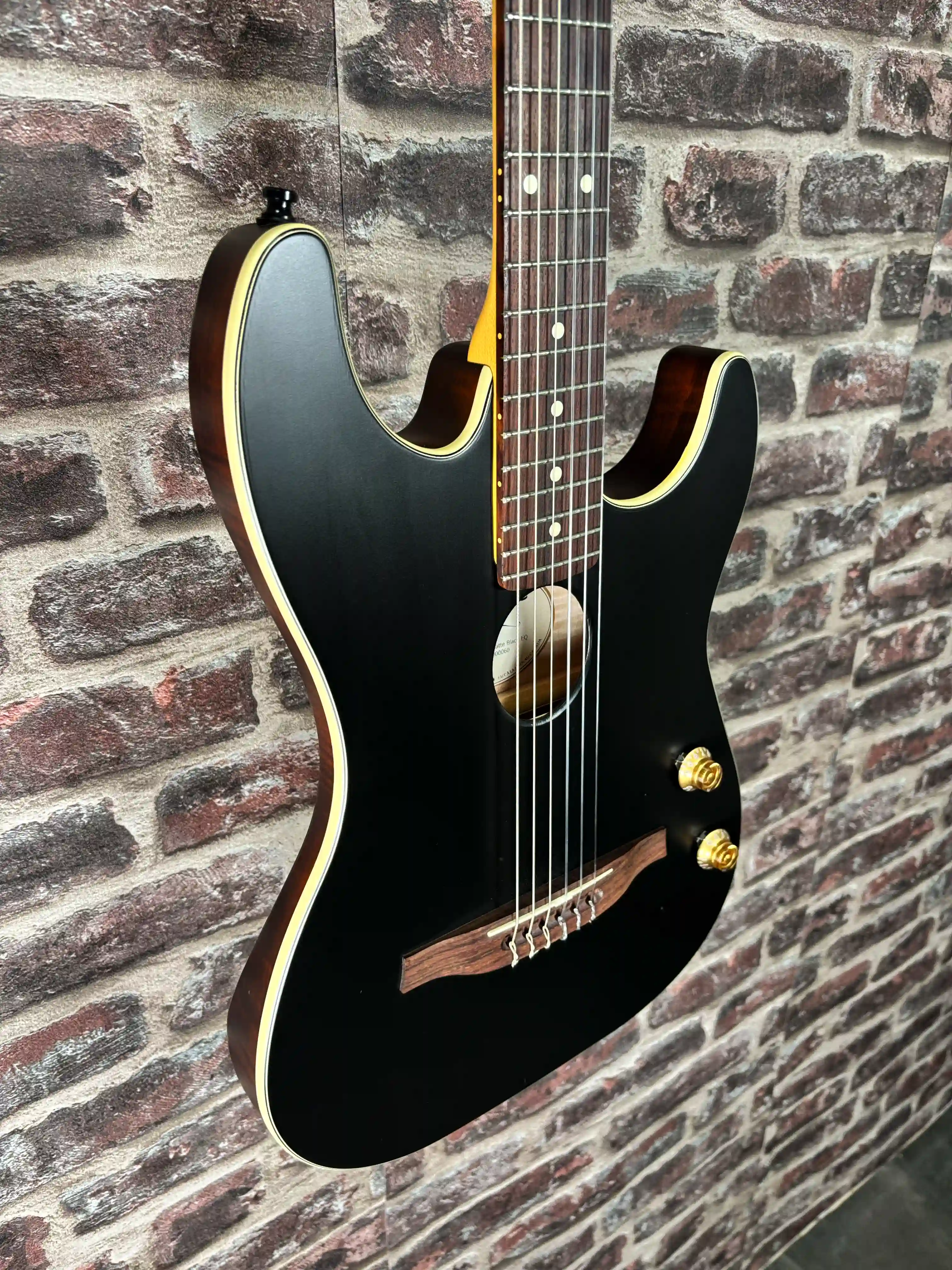 Godin G-Tour Nylon Noir Mat EQ OCCASION