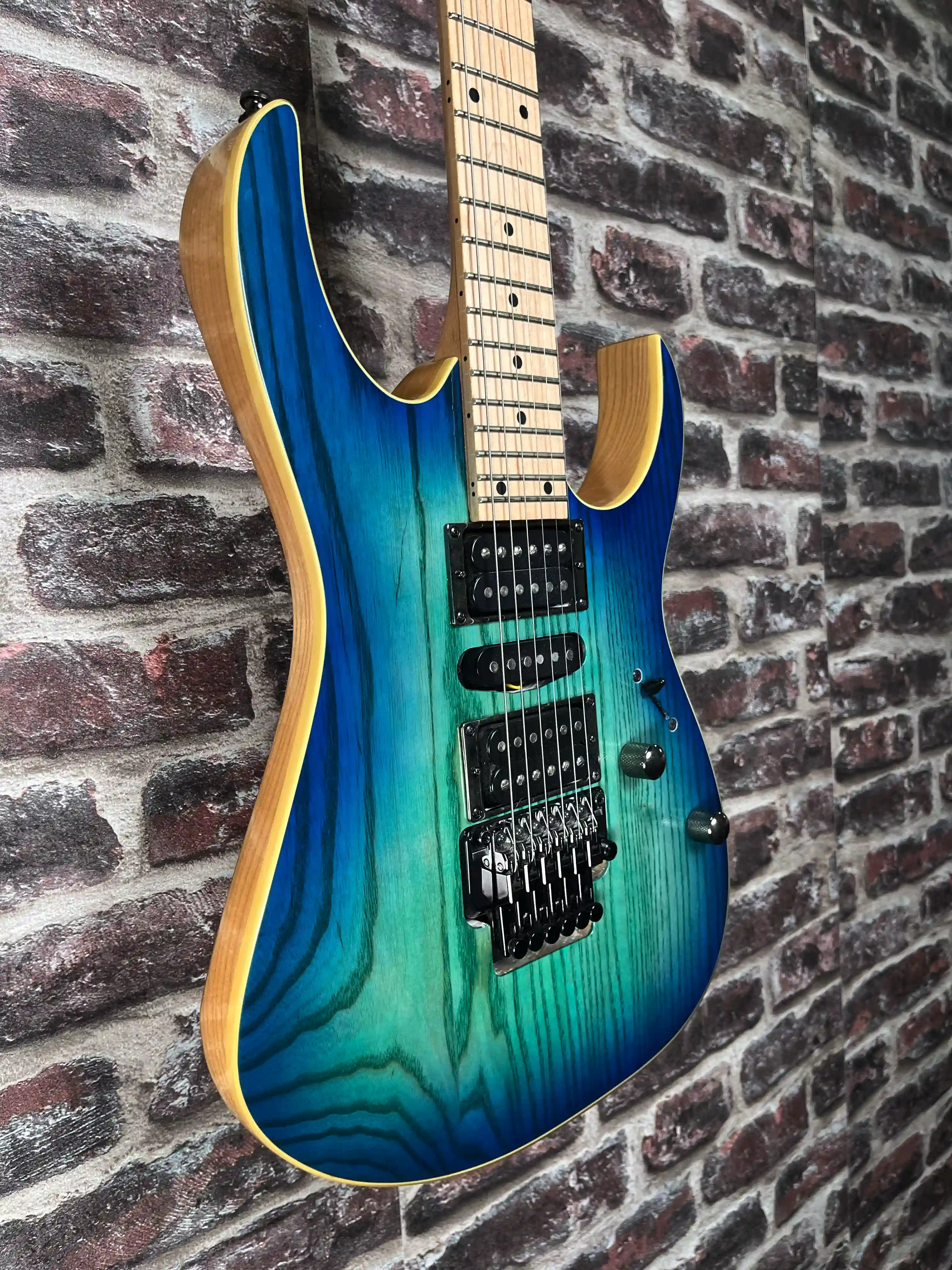 Ibanez RG370AHMZ Blue Moon Burst OCCASION