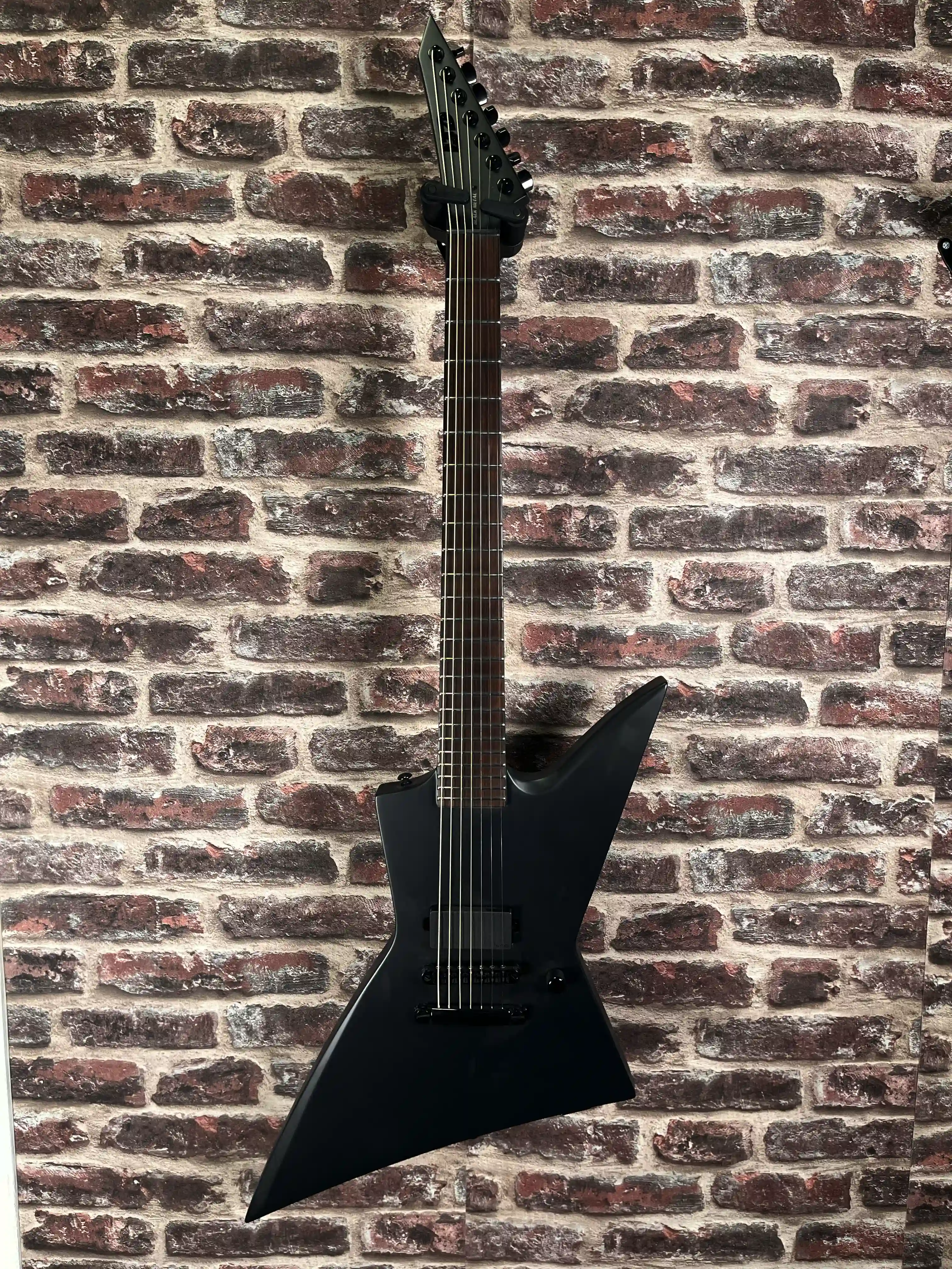 LTD EX Black Metal OCCASION