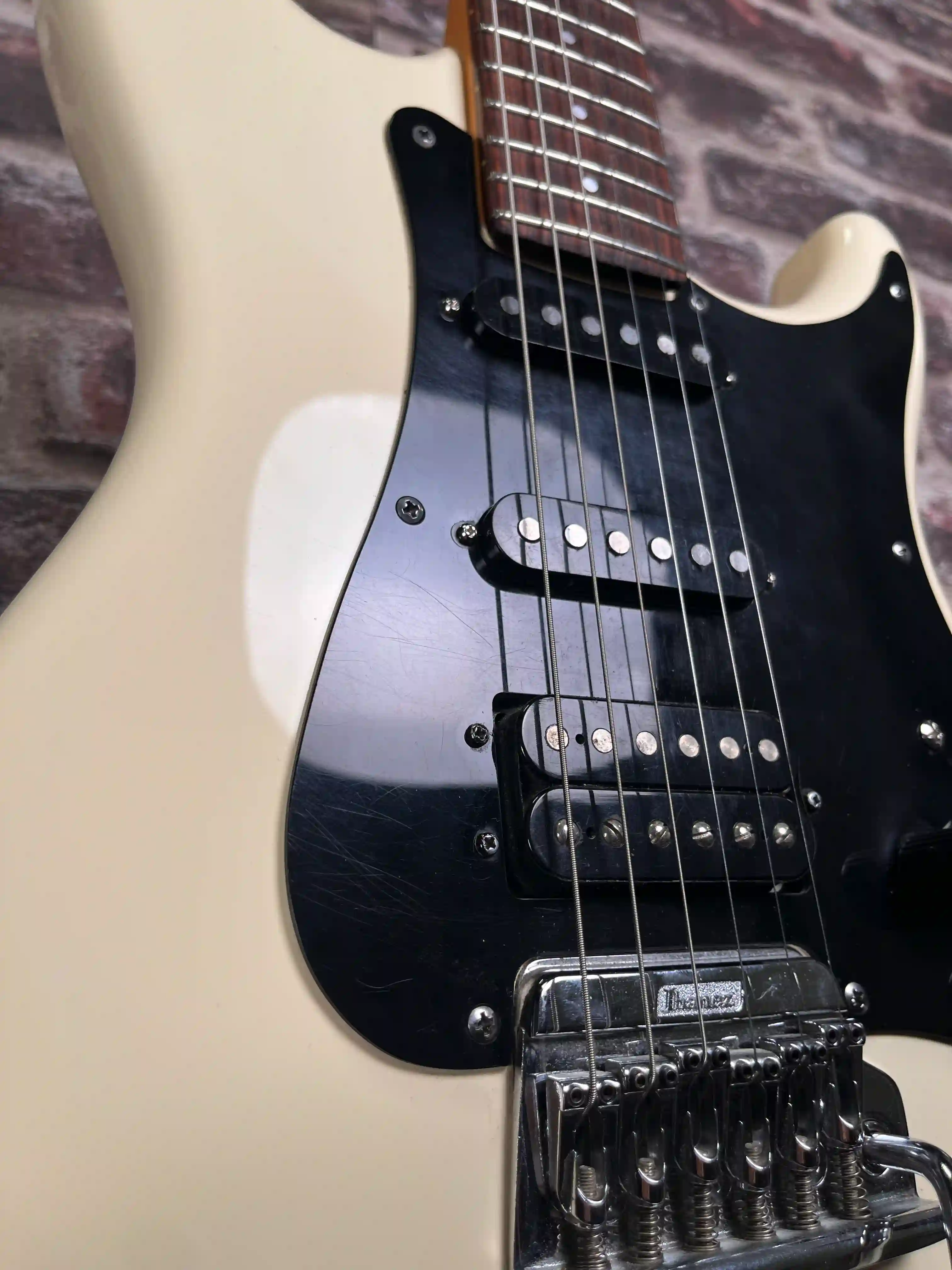 Ibanez RG140 WH Roadstar II OCCASION