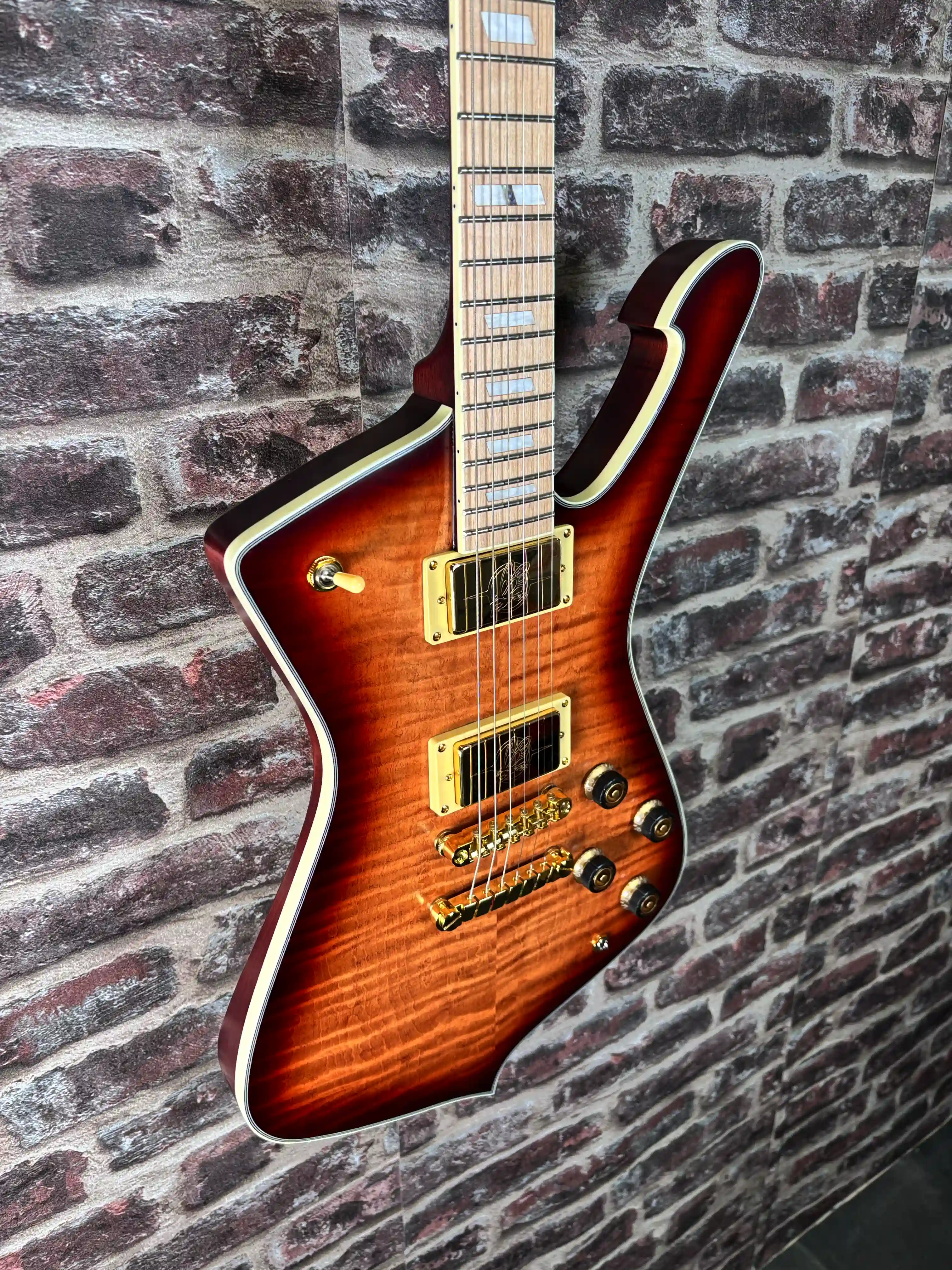 Ibanez Iceman IC420MFM Caramel Burst