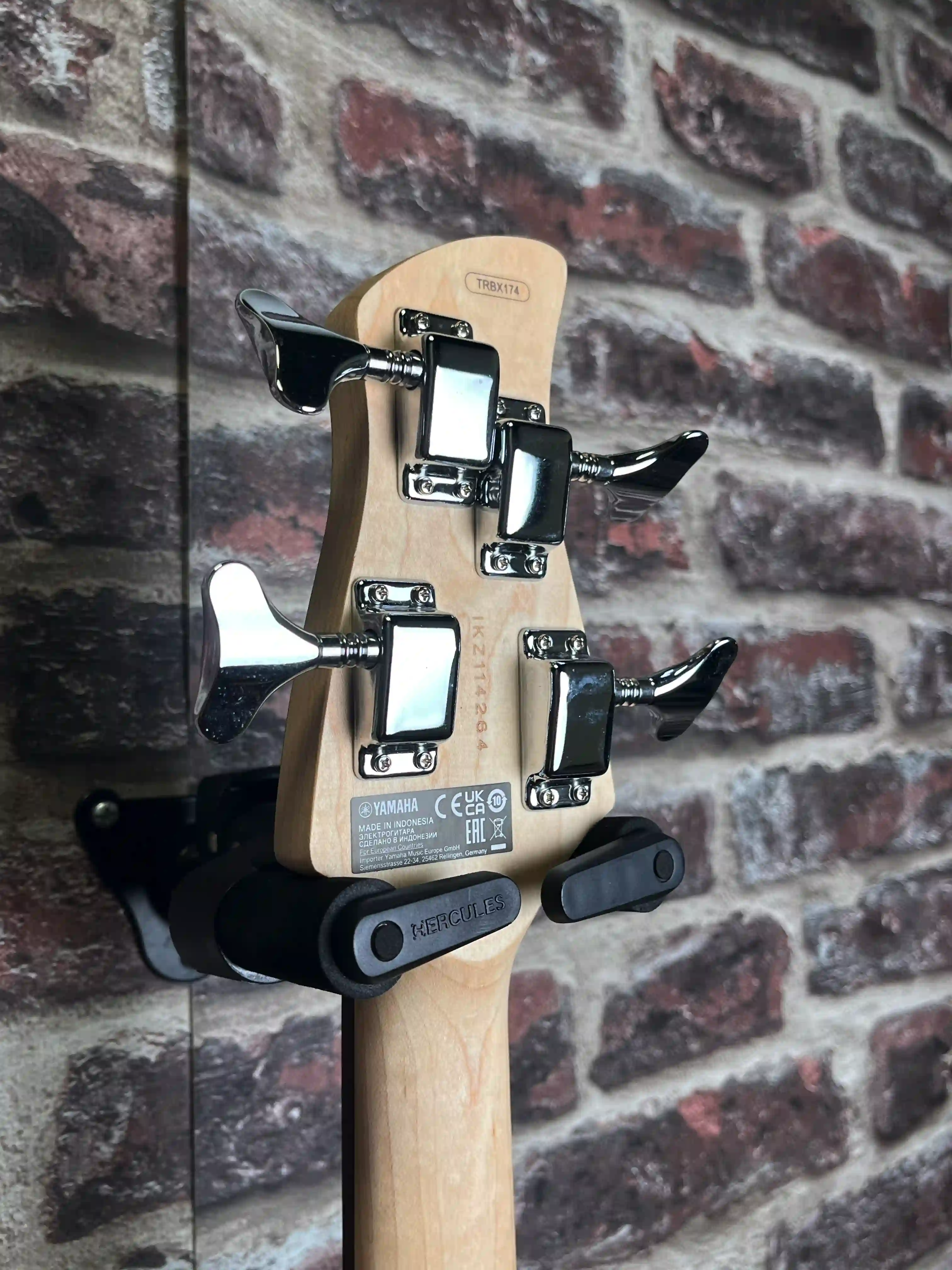 Yamaha TRBX 174 OVS STOCK B