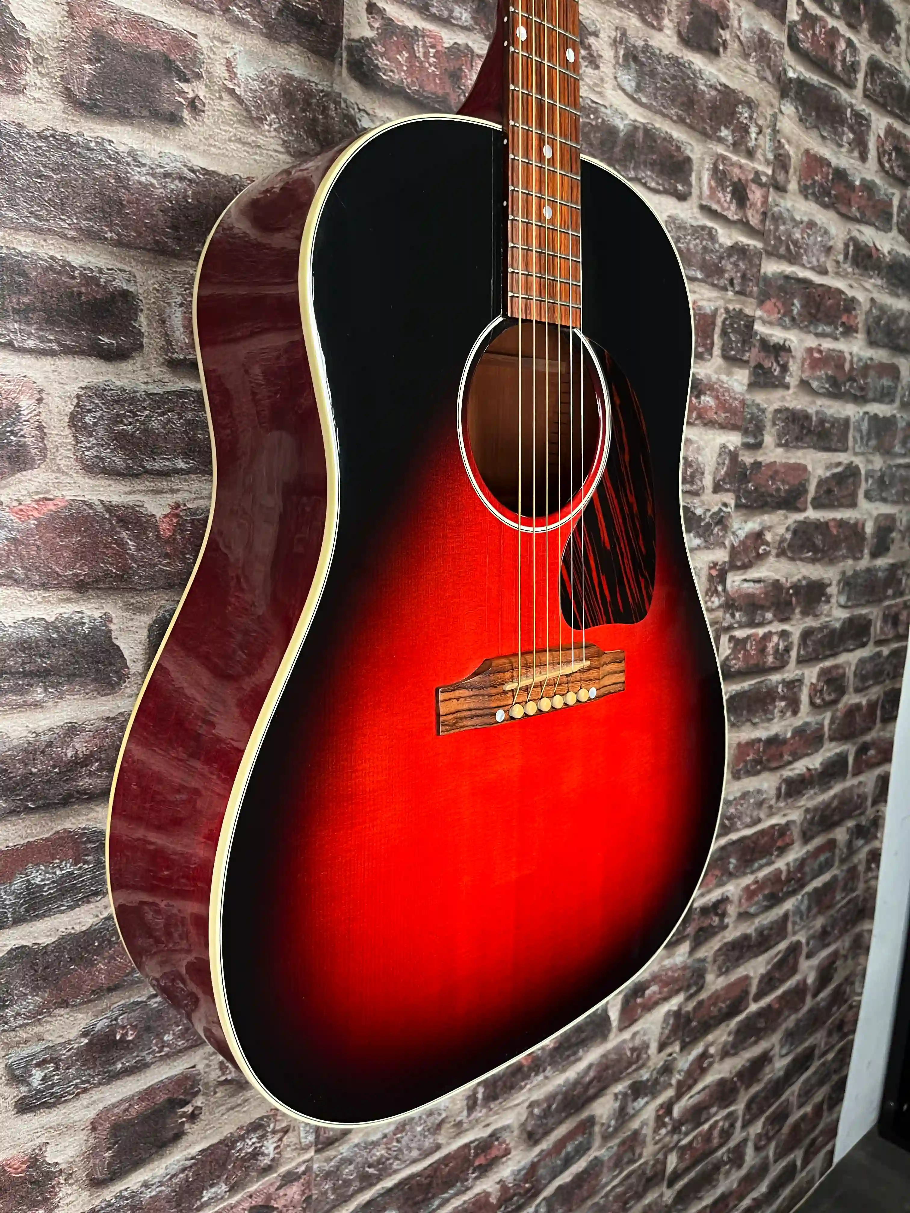 Gibson J‑45 Slash Vermillion Burst