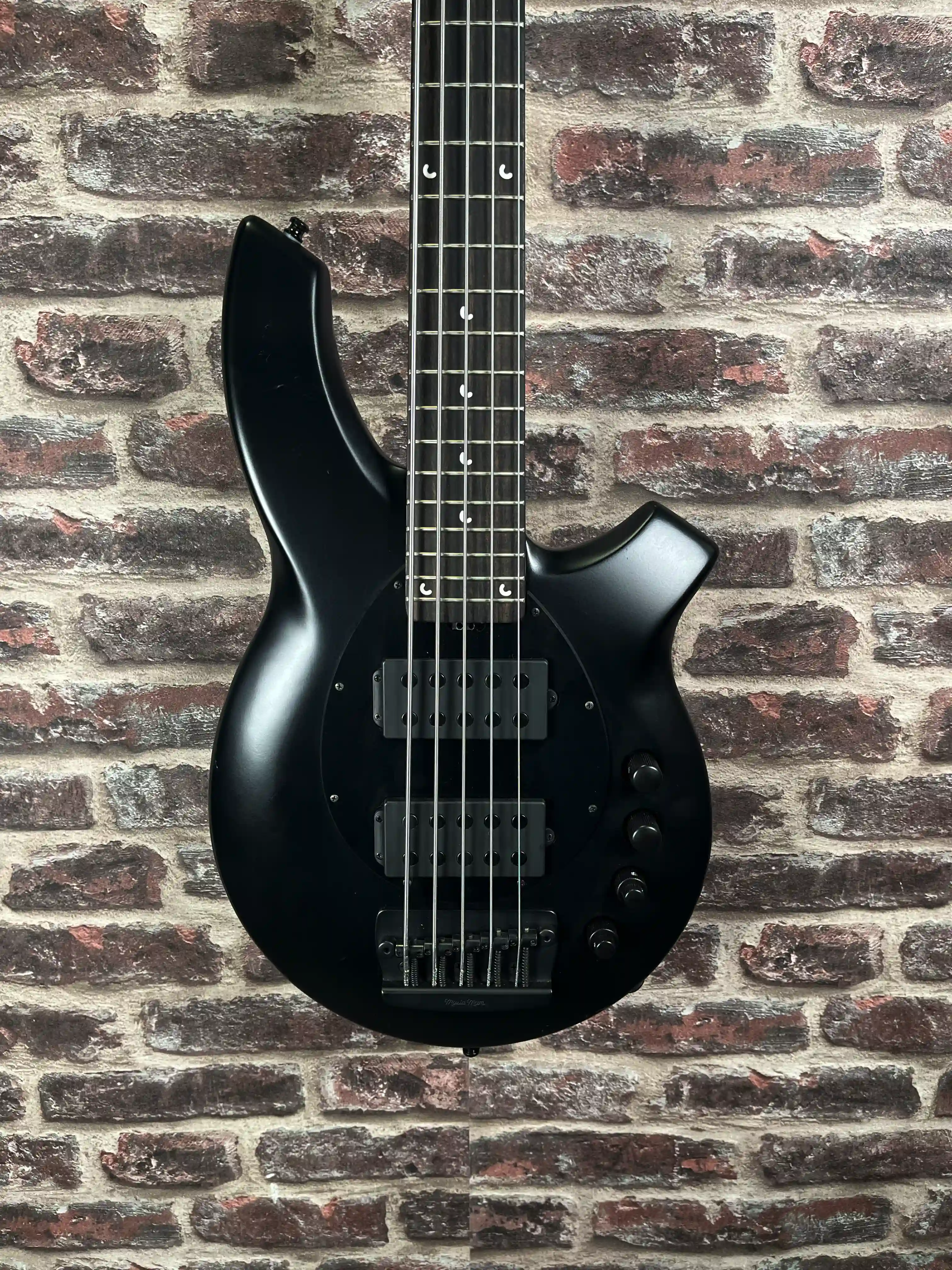 Music Man Bongo 5 Stealth Black OCCASION