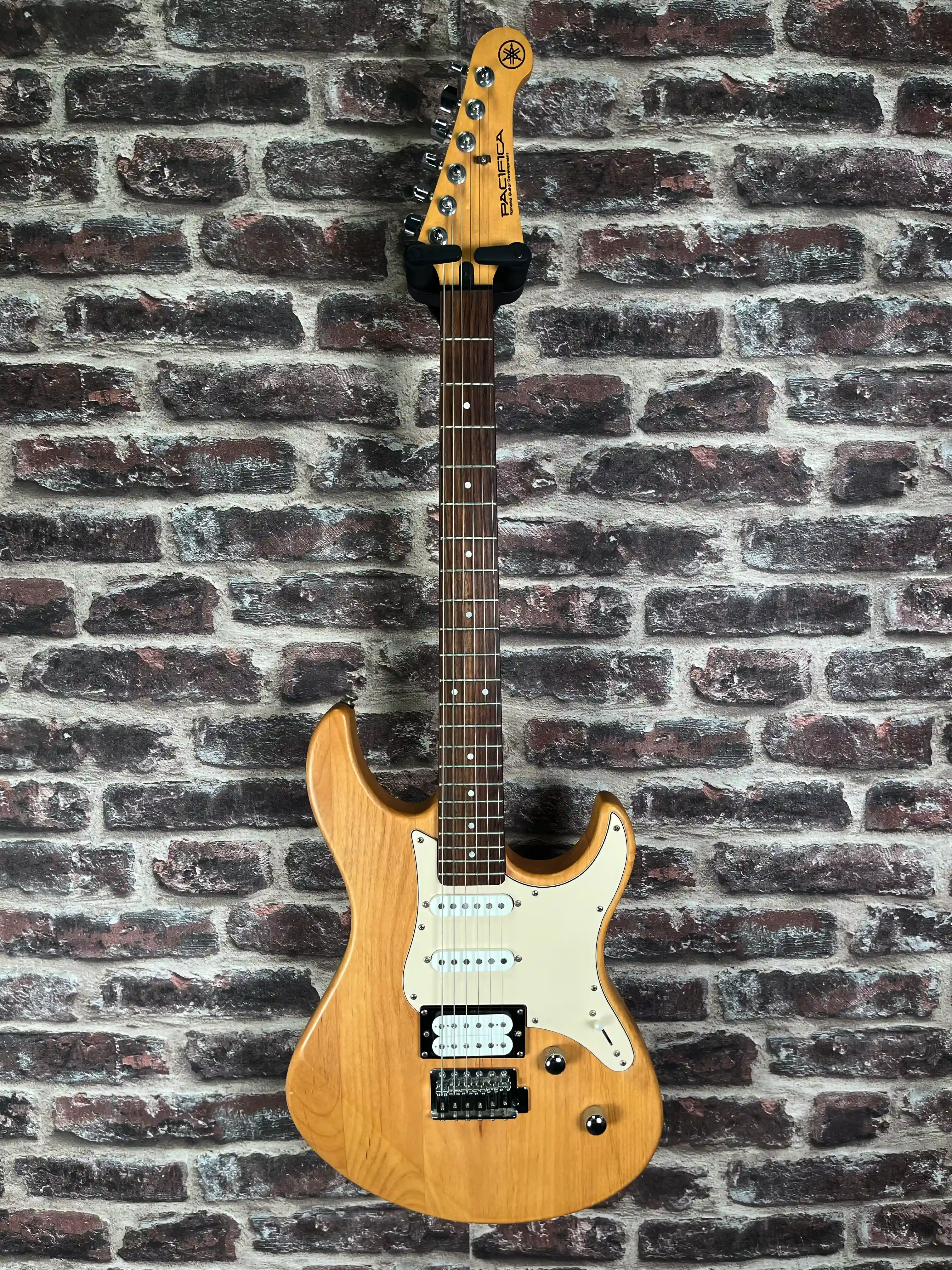 Yamaha Pacifica Natural OCCASION