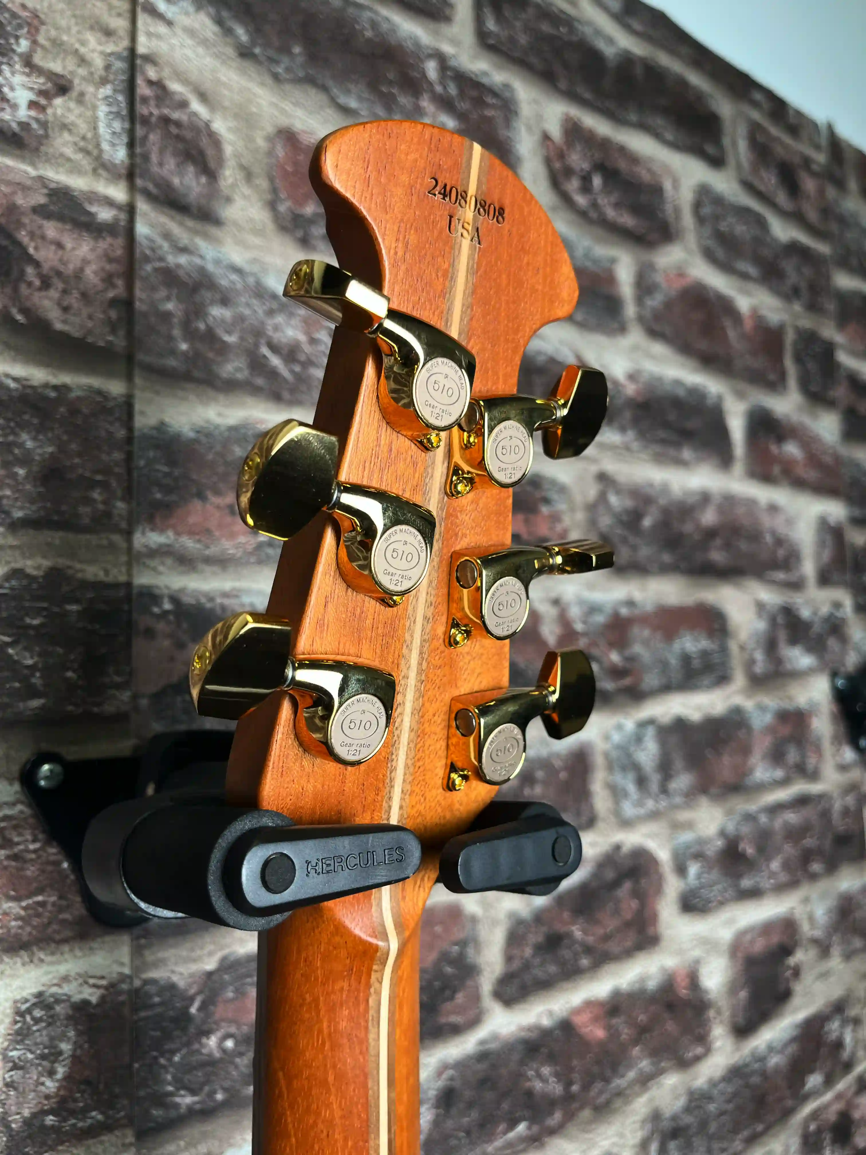 Ovation Pro Series Legend 1767‑4S‑G USA OCCASION