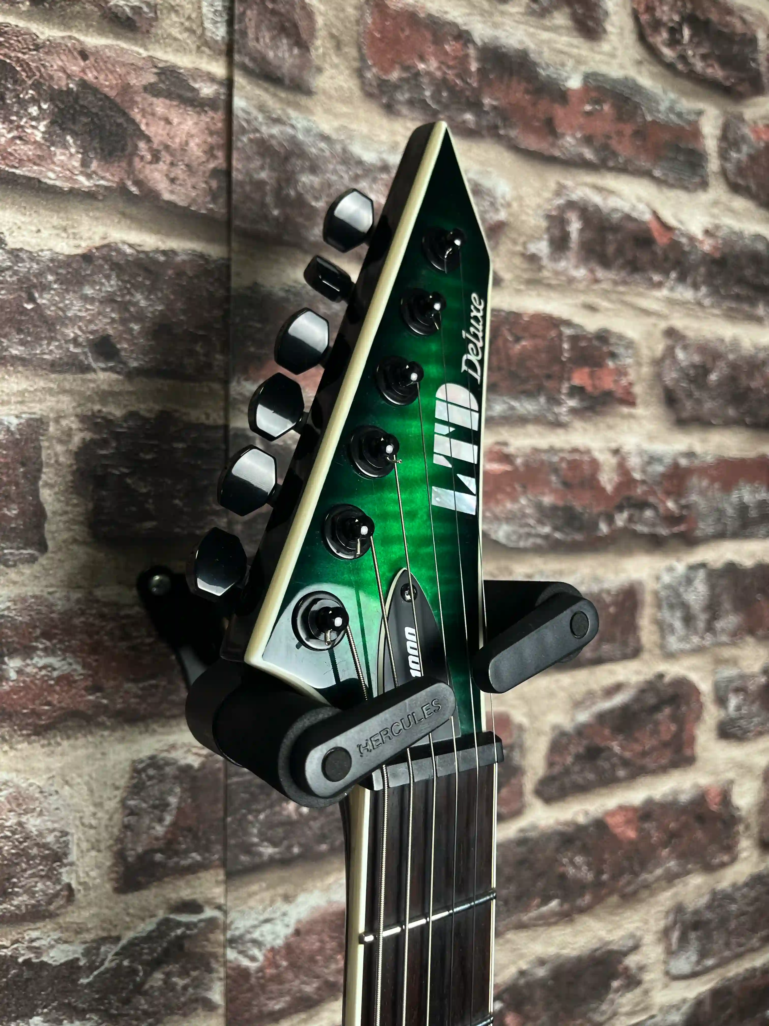 LTD H3-1000 FM Black Turqoise Burst OCCASION