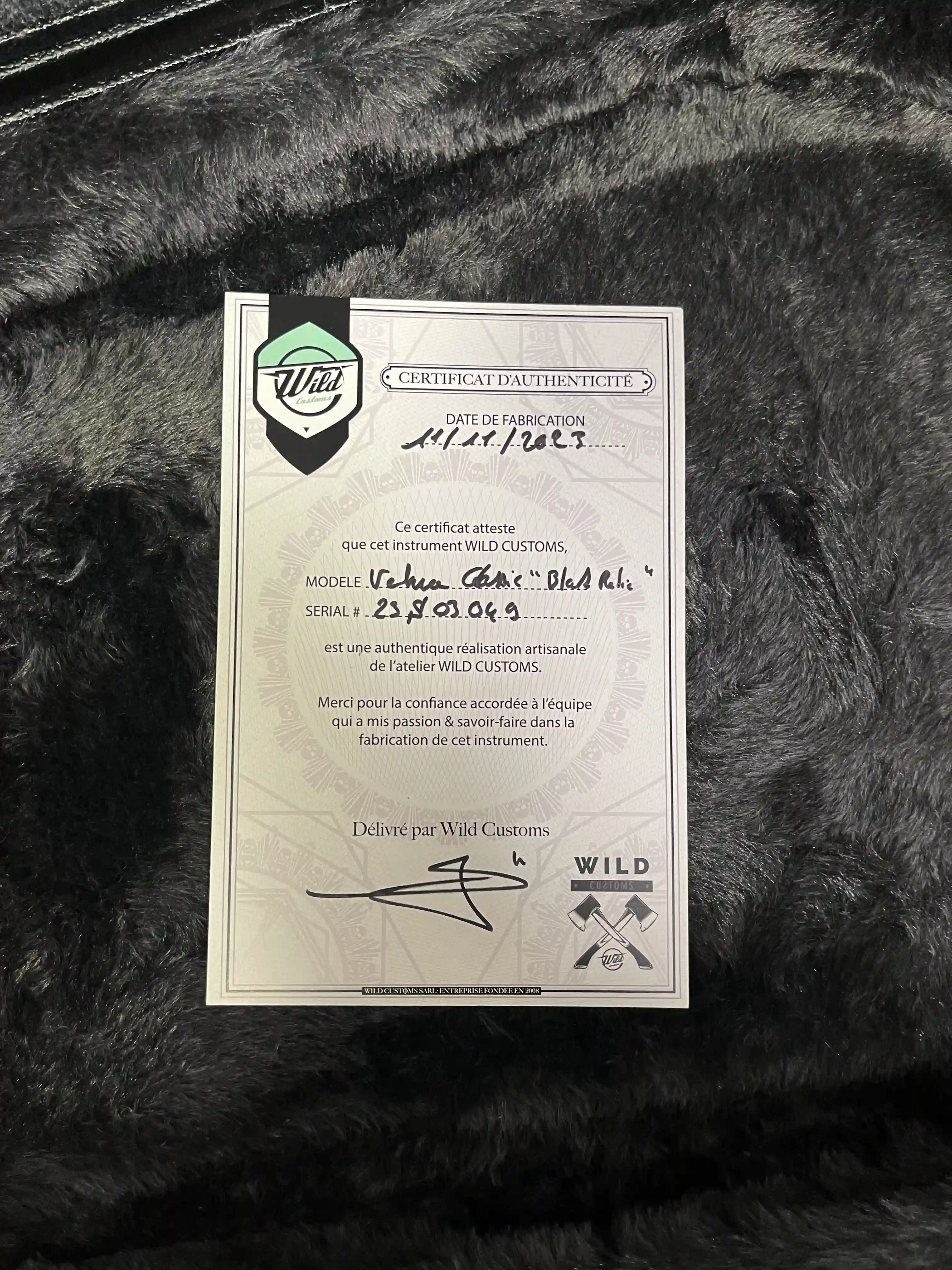 Wild Customs Ventura Classic Black Relic OCCASION