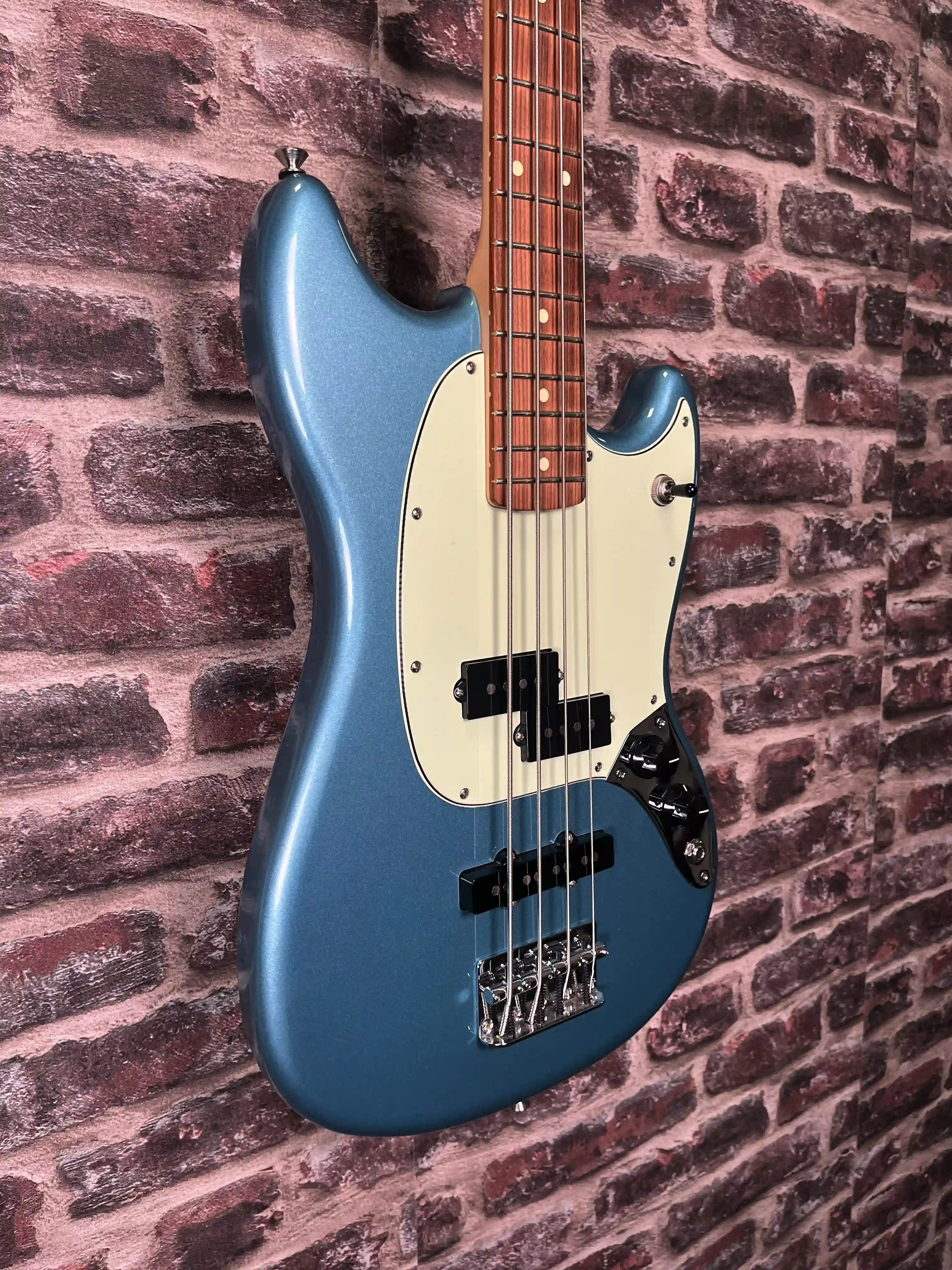 Fender Mustang Bass PJ Édition Limitée Tidepool OCCASION