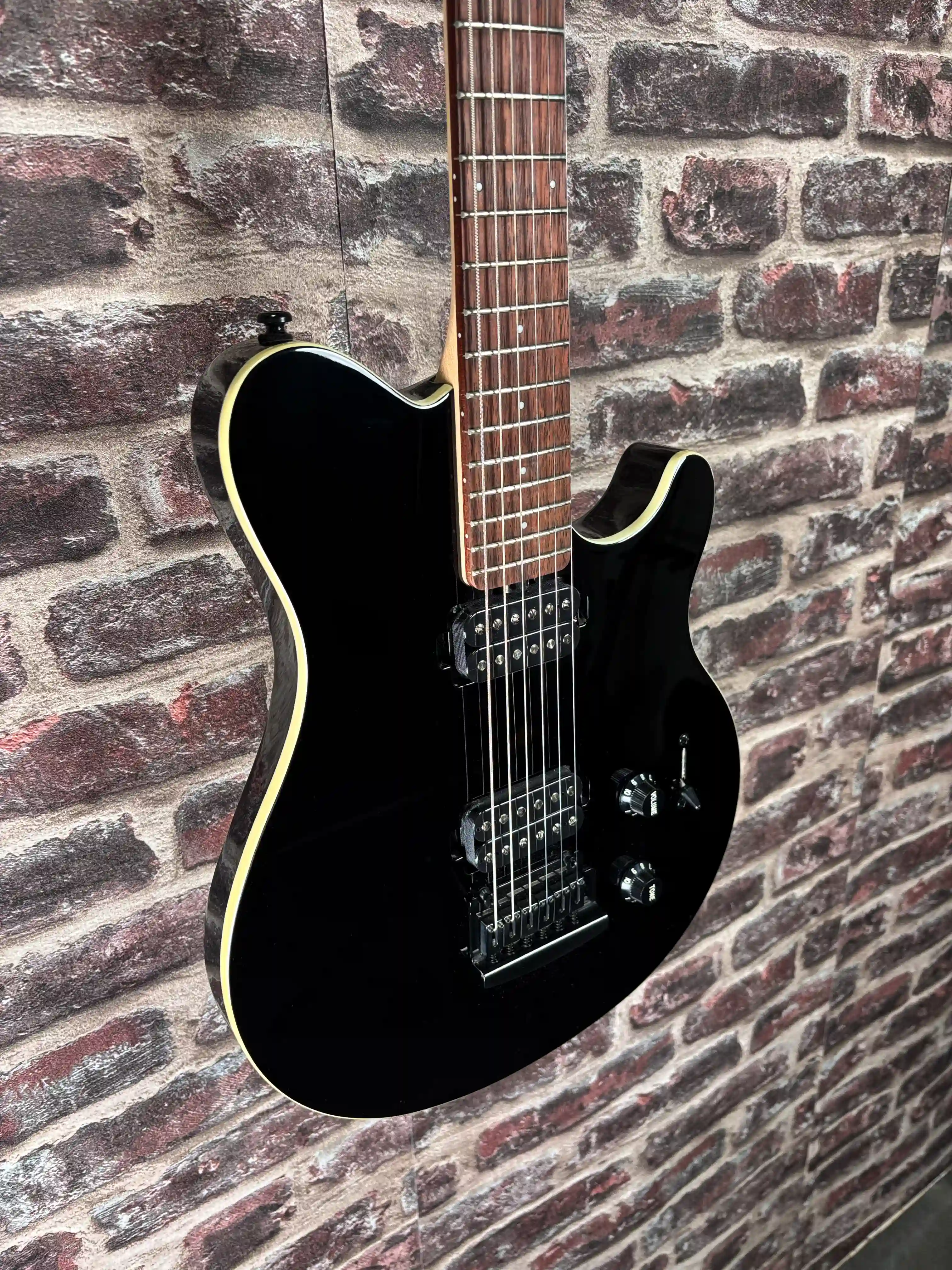 Sterling Axis AX3S Black OCCASION