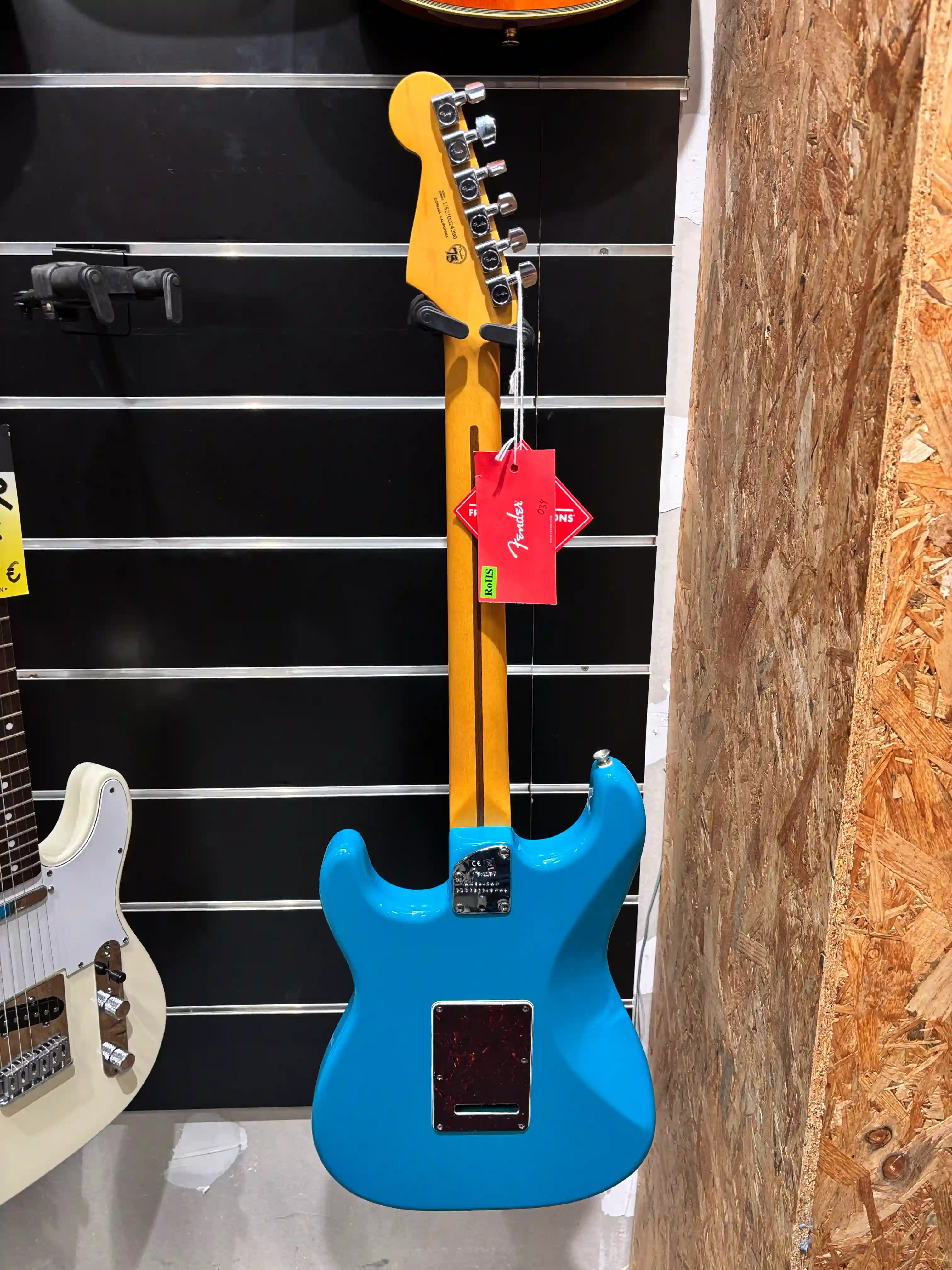 Fender Stratocaster AM PRO II MB RW