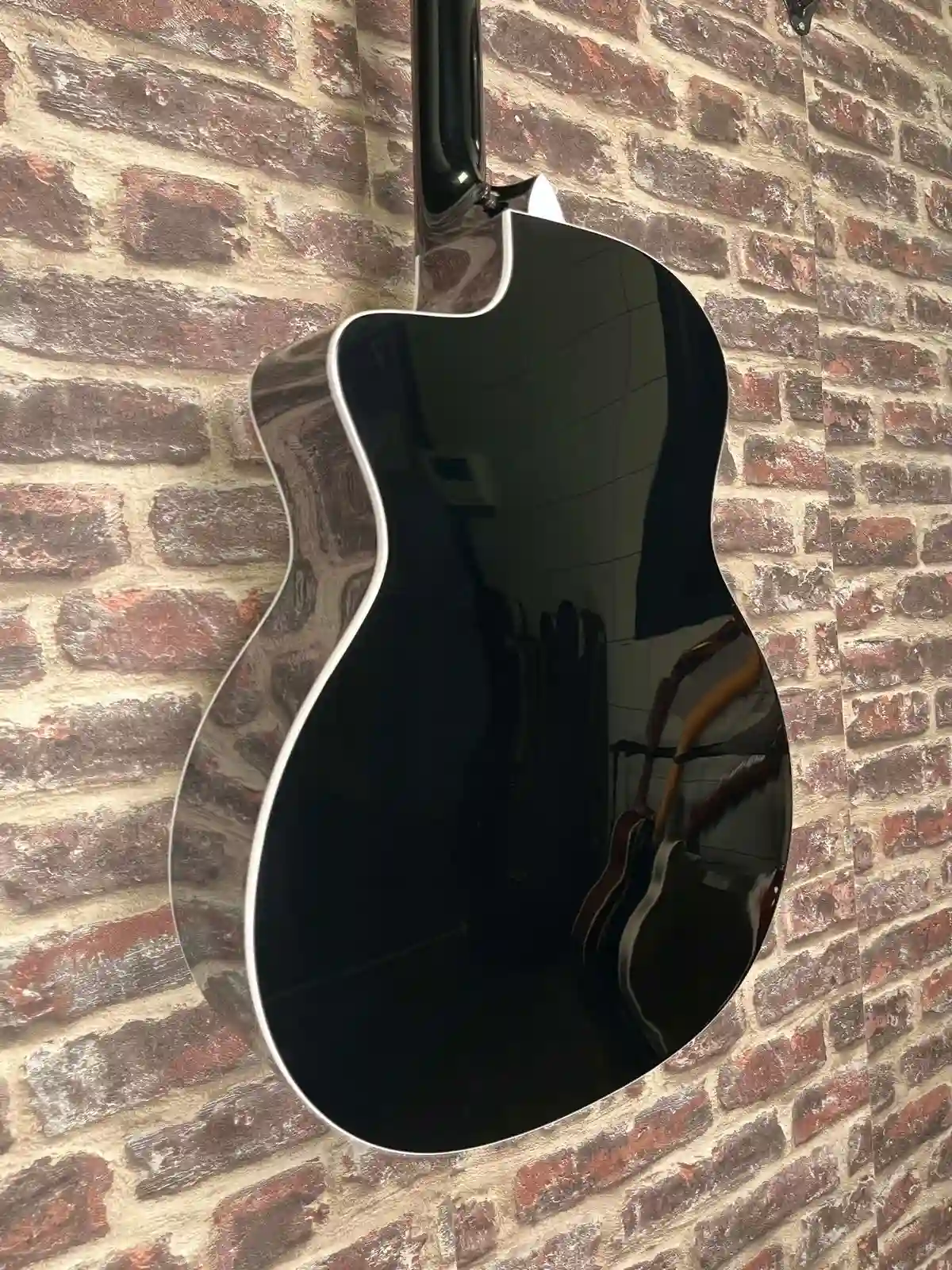 Taylor 214ce‑BLK Plus OCCASION