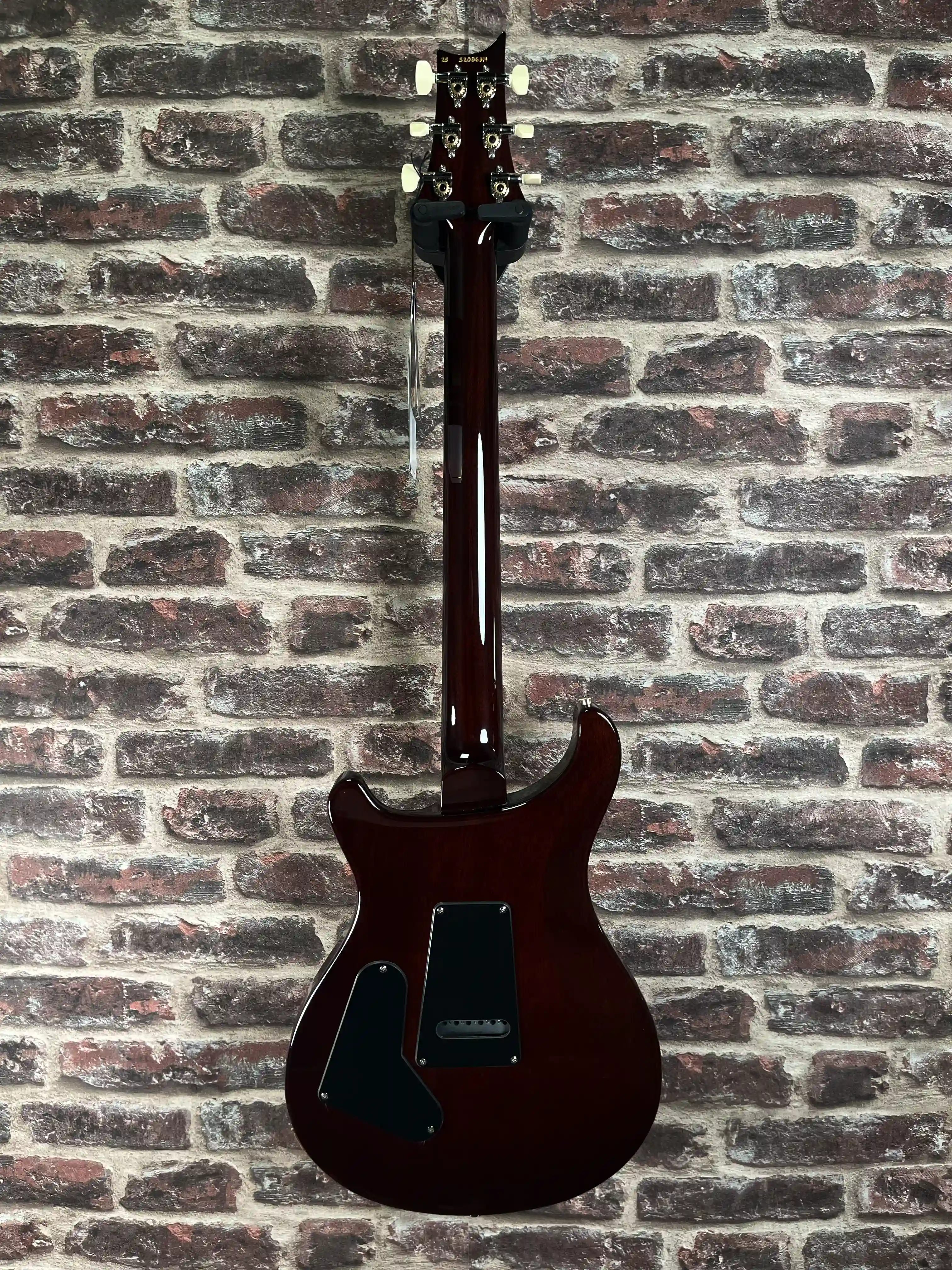 PRS S2 Custom 24‑08 Black Amber