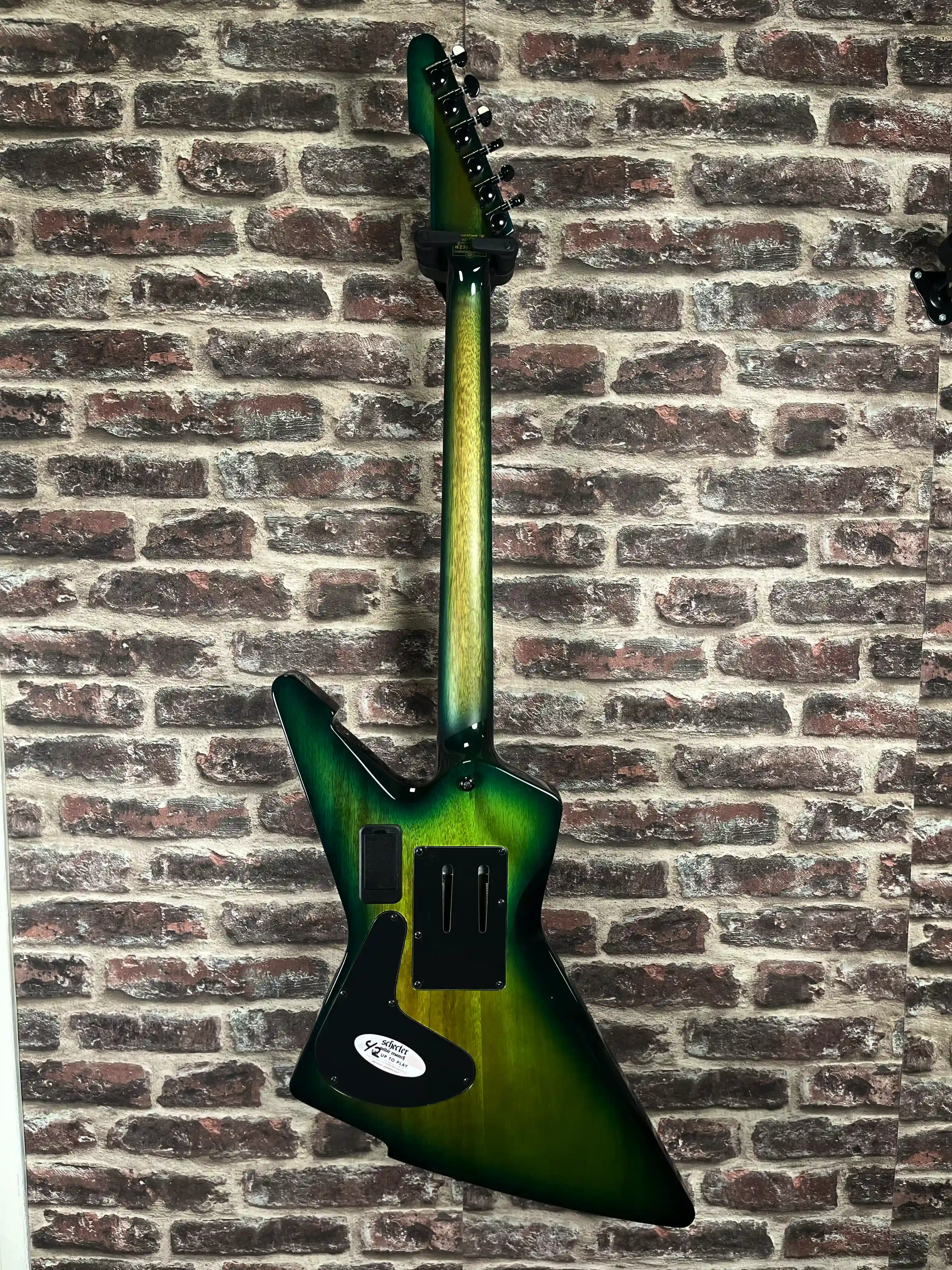 Schecter E‑1 FR S Édition Spéciale Green Burst OCCASION