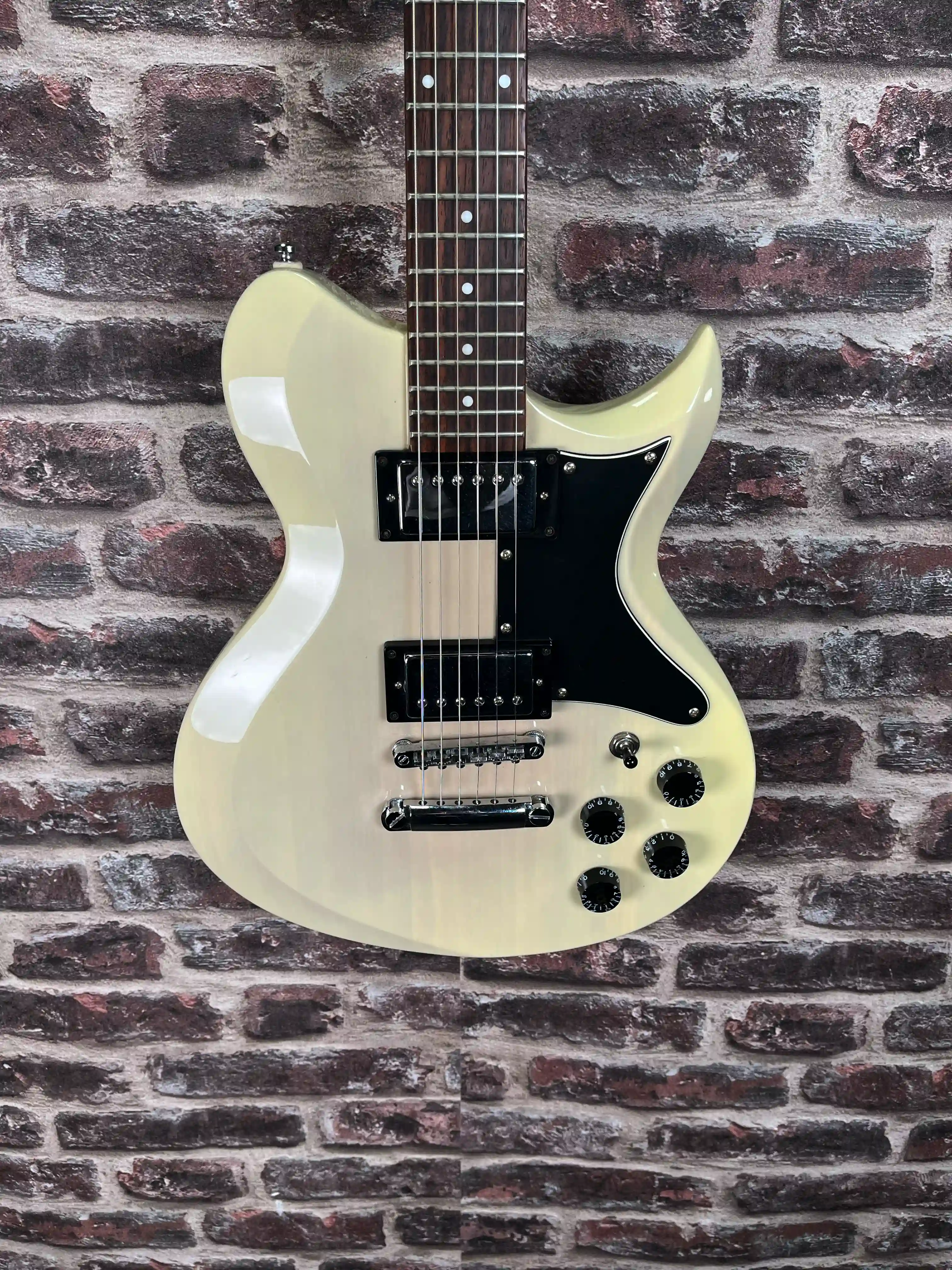 Washburn Idol WI-64 Off White OCCASION