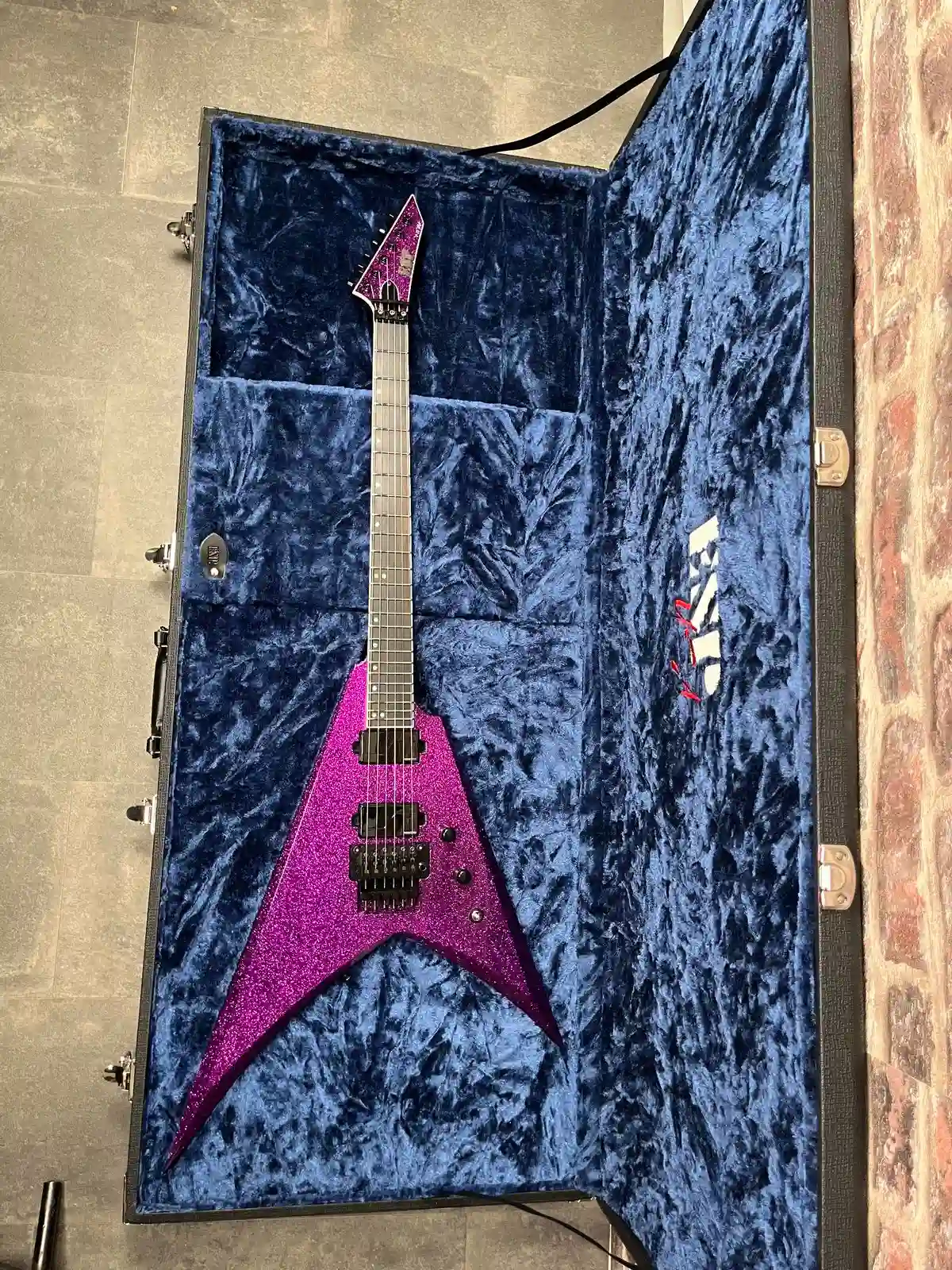ESP V‑II FR USA Purple Sparkle OCCASION