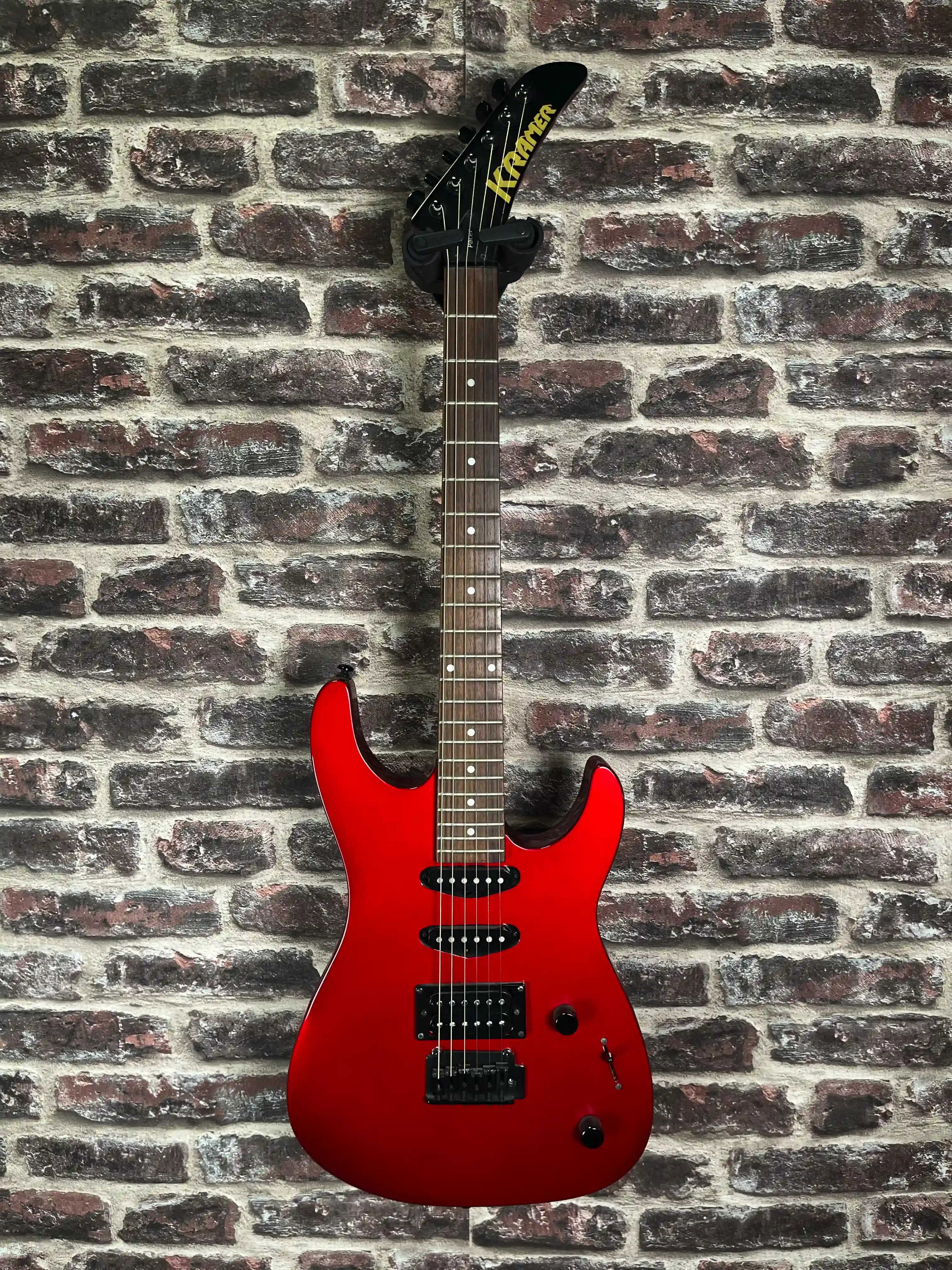 Kramer Pacer Ft211 HSS Red OCCASION