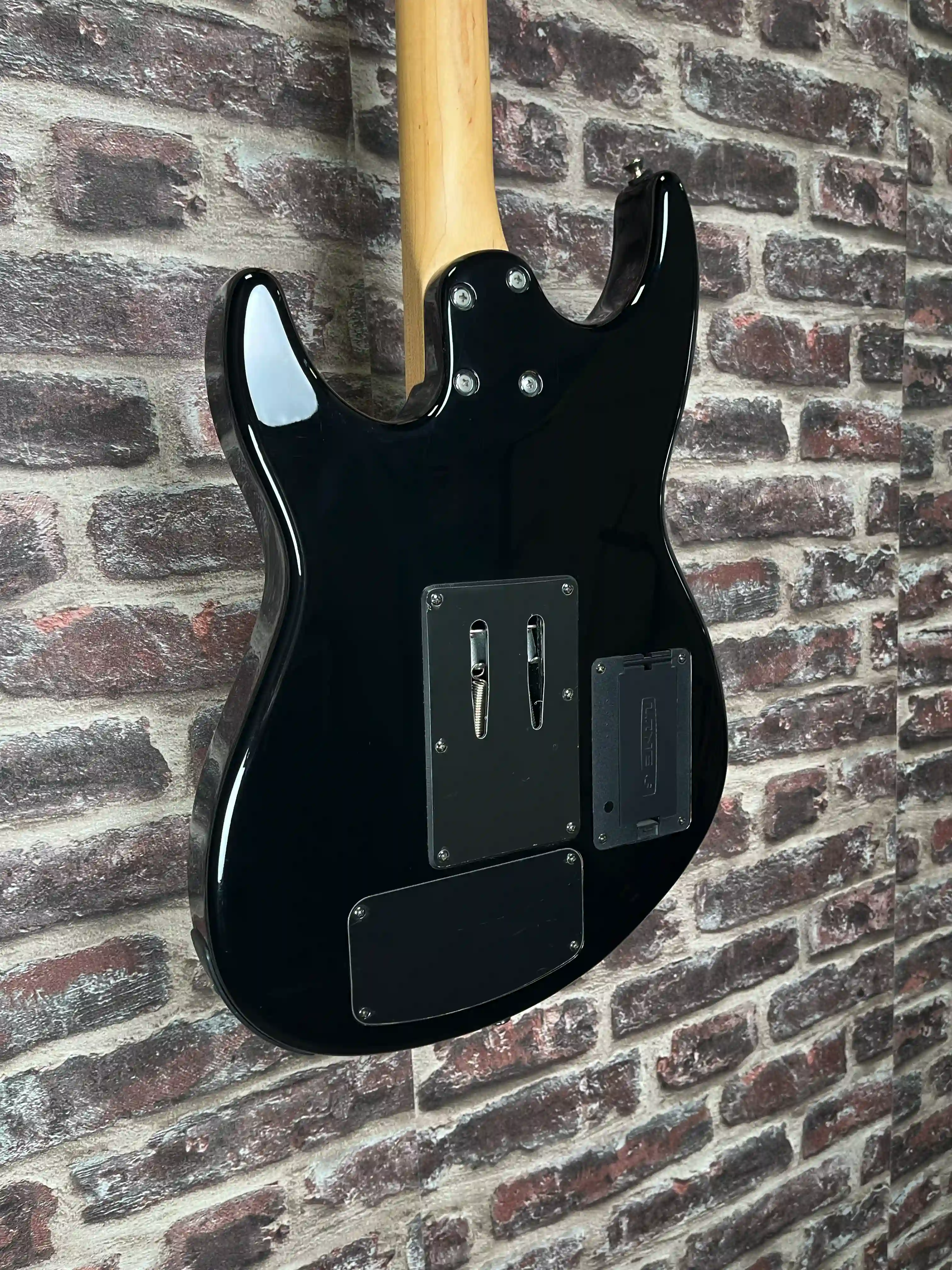 Line 6 James Tyler Variax JTV 69s OCCASION