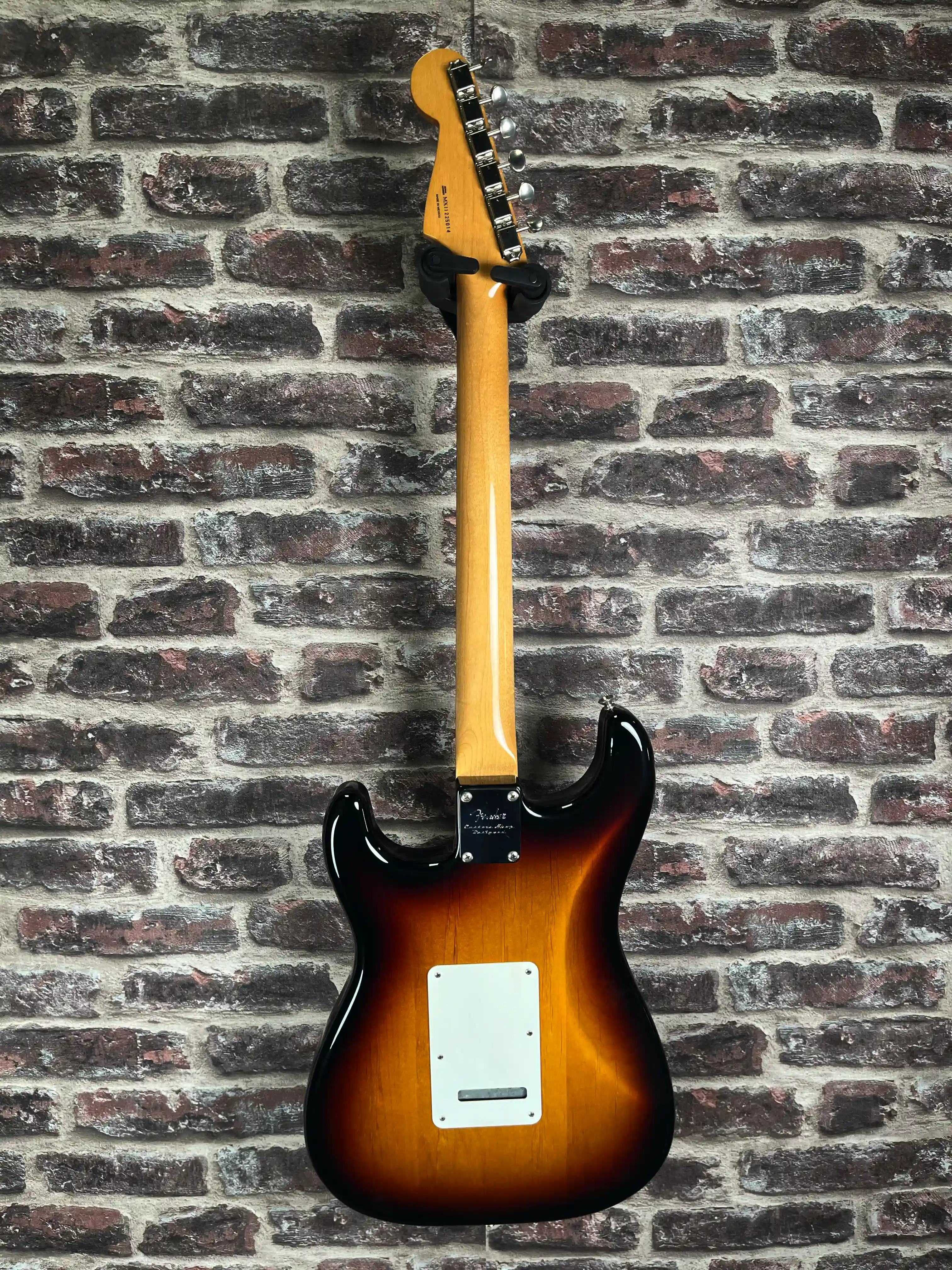 Fender Classic Player ’60s Stratocaster Sunburst OCCASION