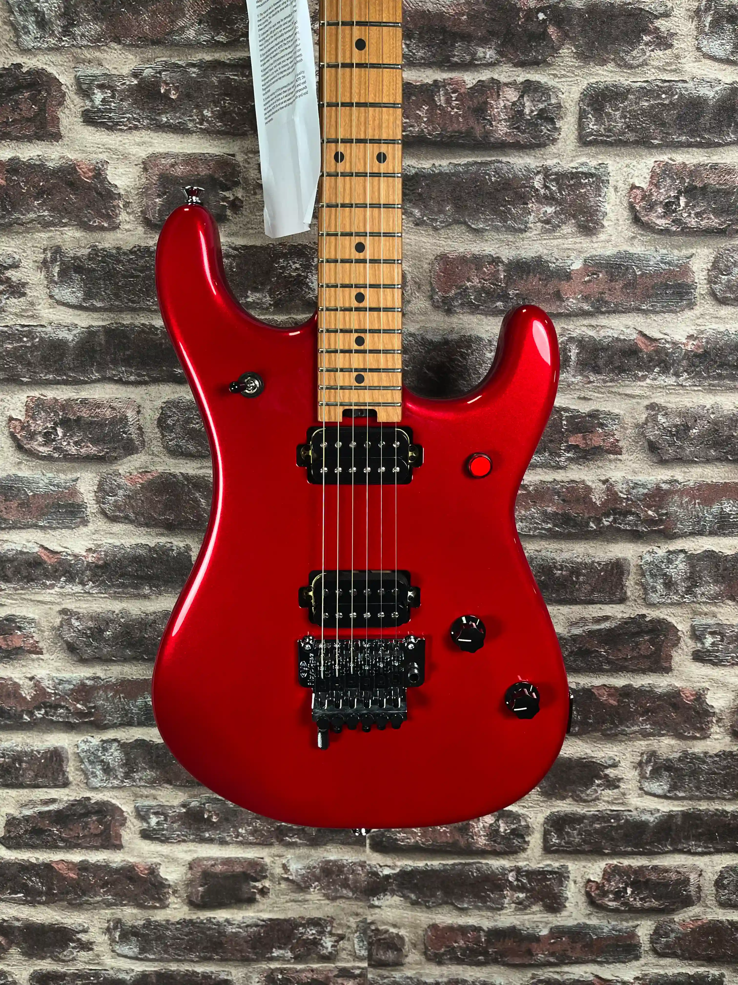 EVH 5150 Series DX, Baked Maple Candy Apple Red Metallic