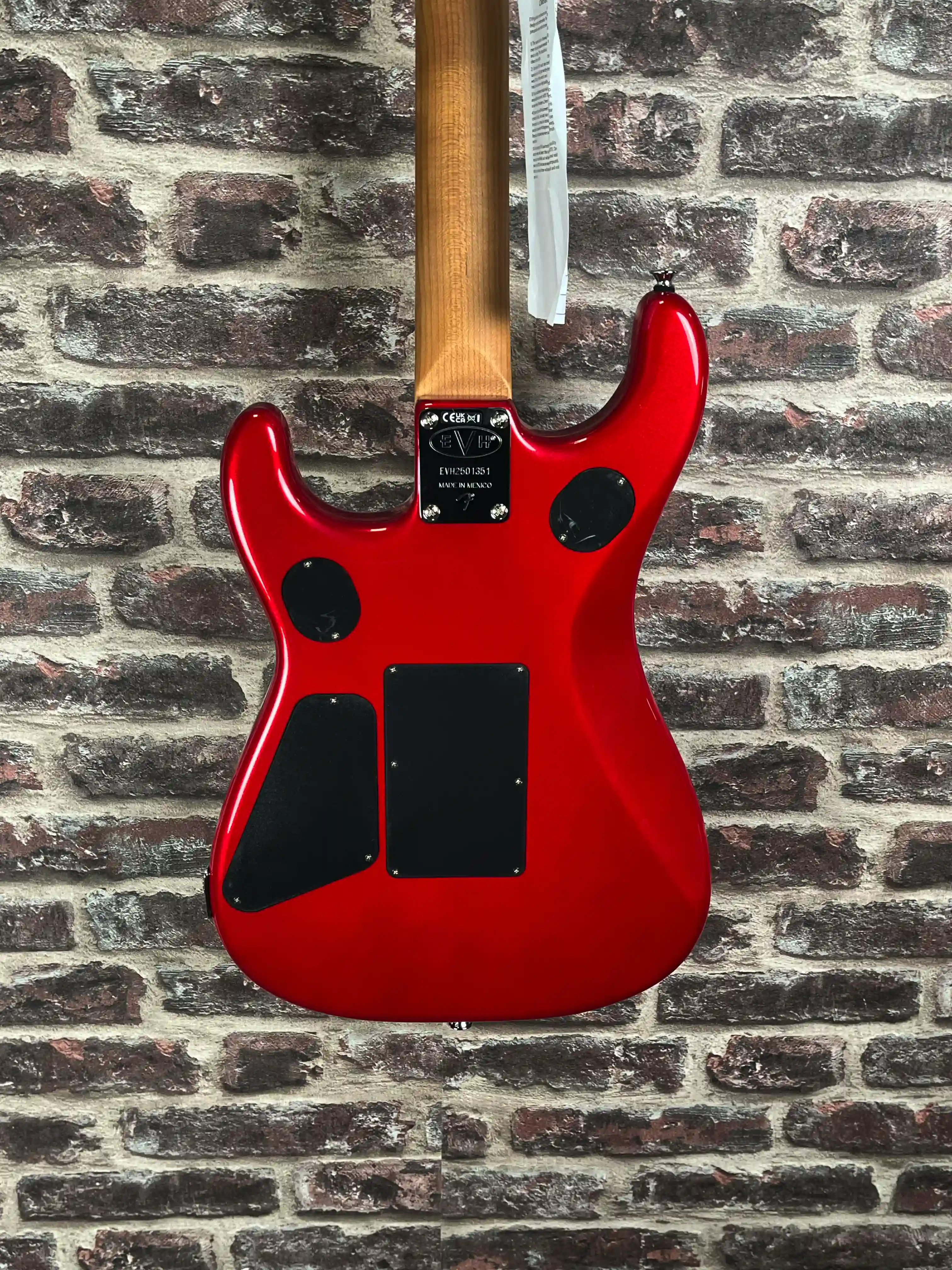 EVH 5150 Series DX, Baked Maple Candy Apple Red Metallic