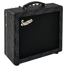 Supro Amulet Back to Black 110