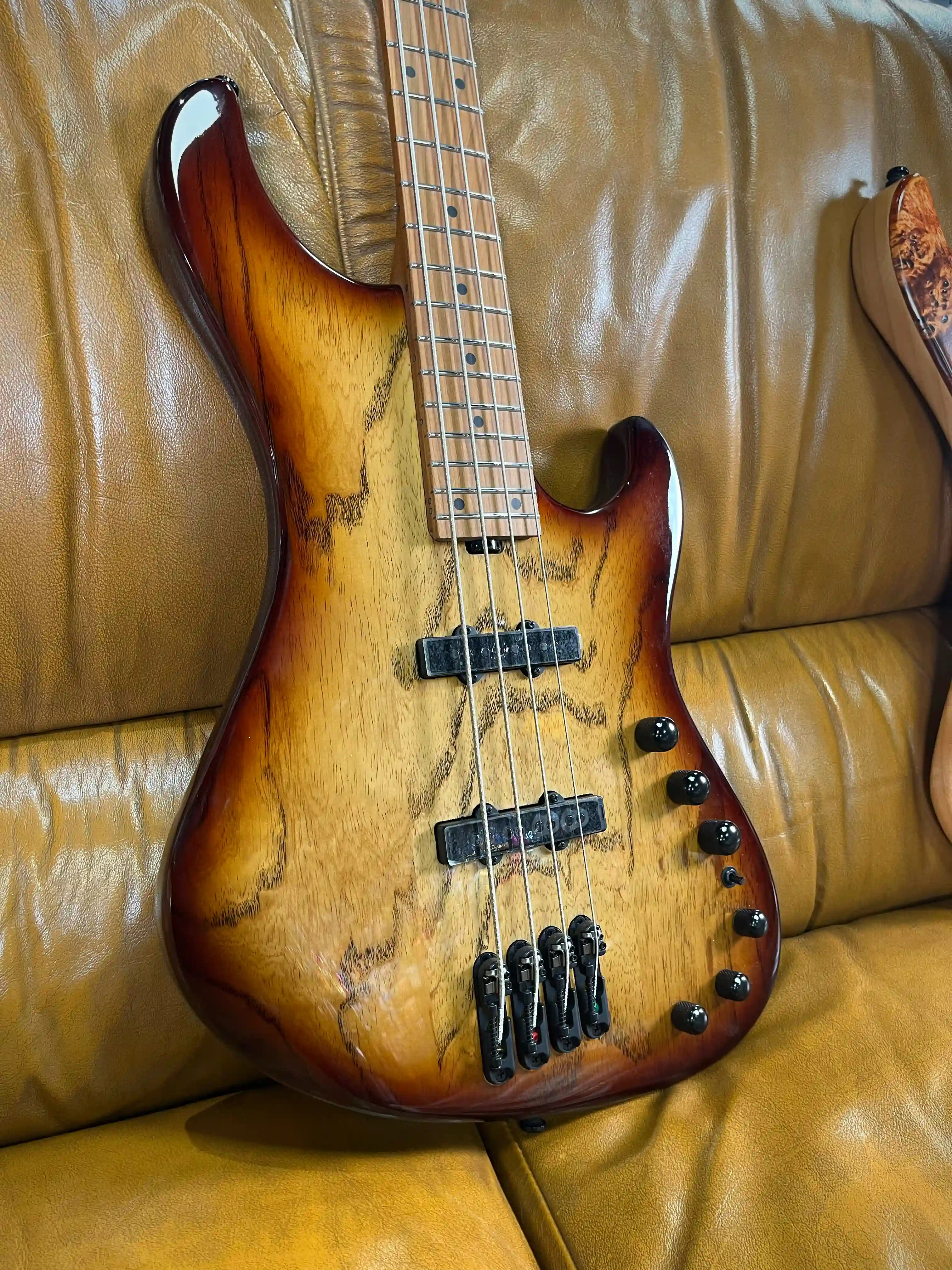 Ibanez Mode MDM1300‑NAB