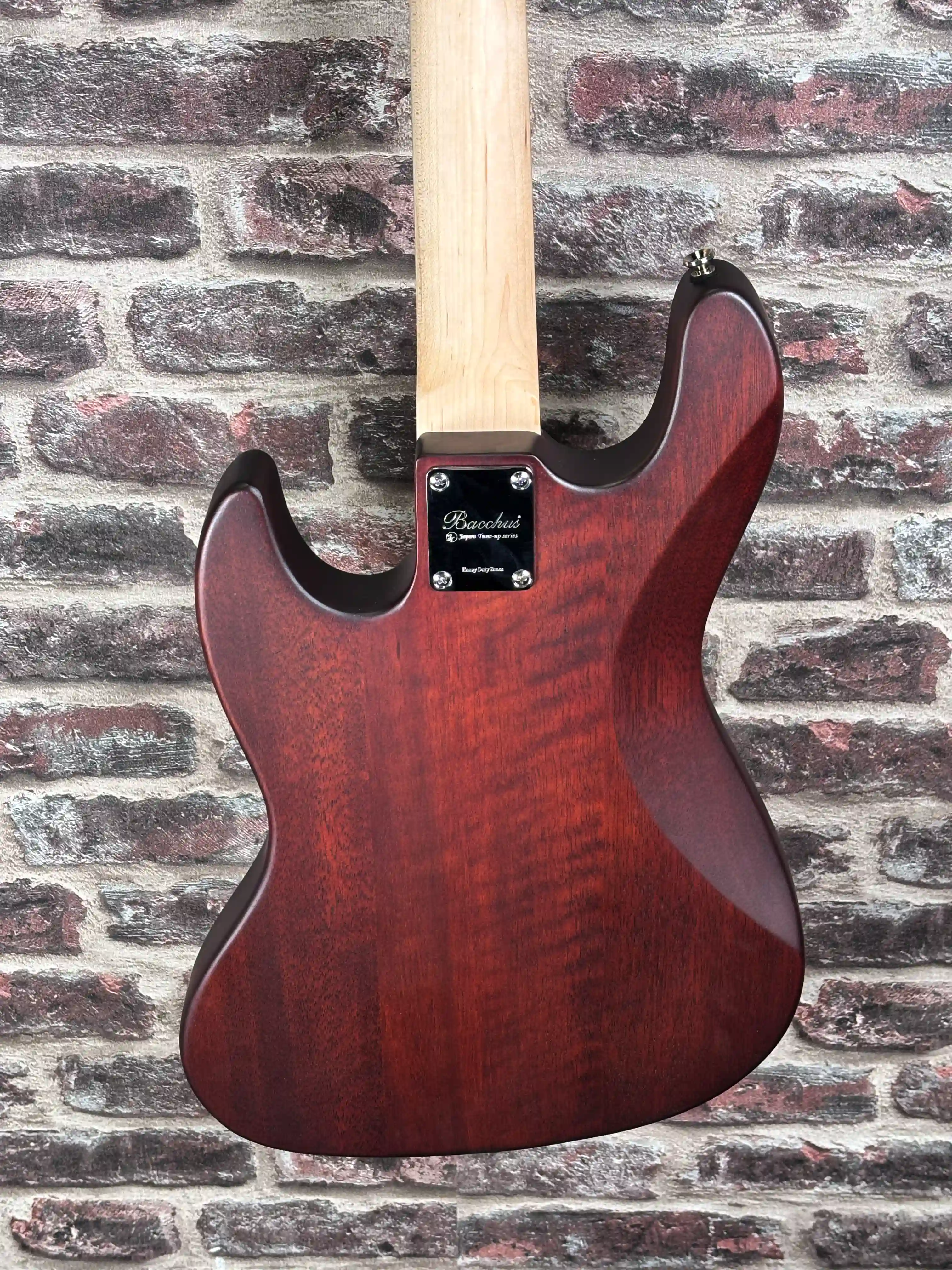 Bacchus WL4‑BP/M KRB‑BS‑MH