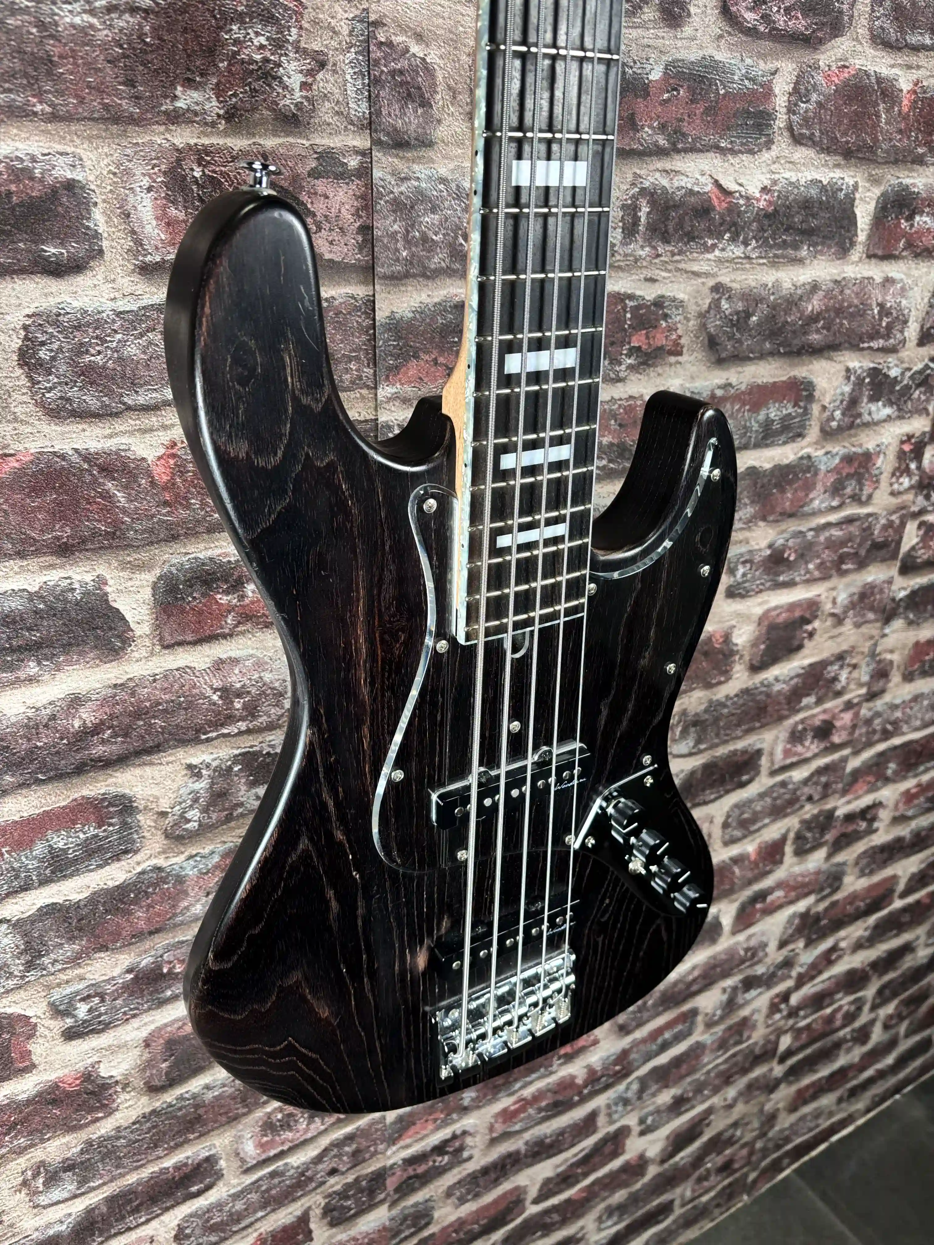Bacchus Woodline 517 AC Black Oil Japan OCCASION
