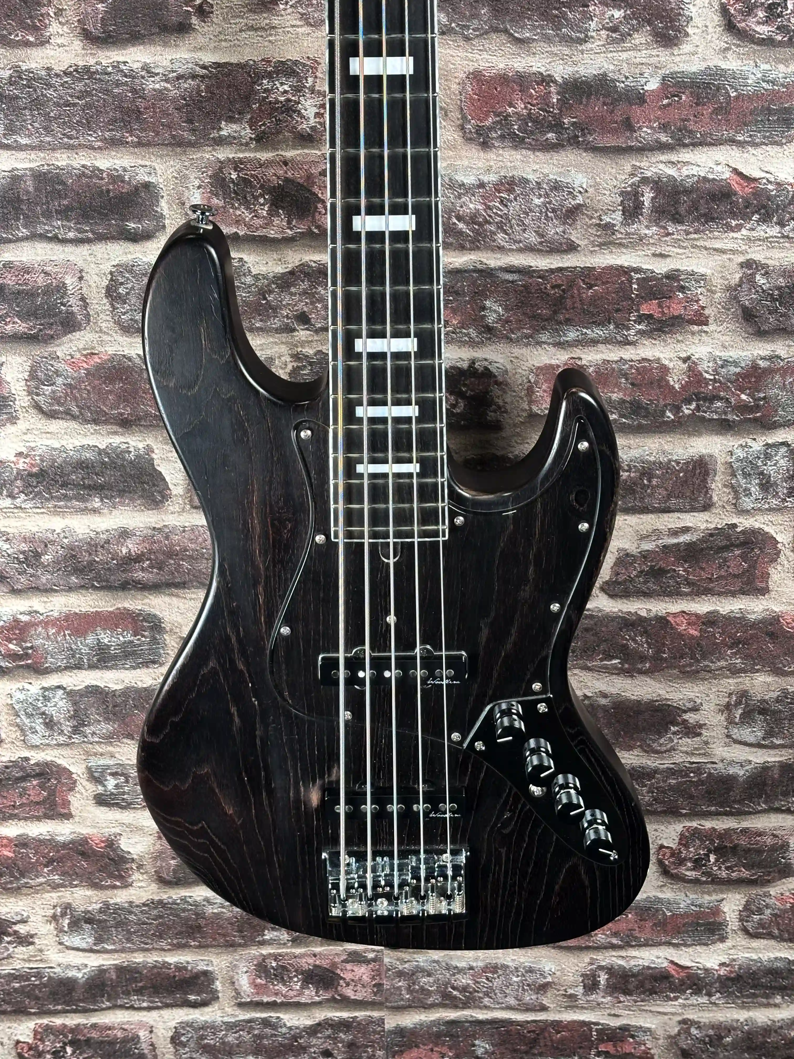 Bacchus Woodline 517 AC Black Oil Japan OCCASION