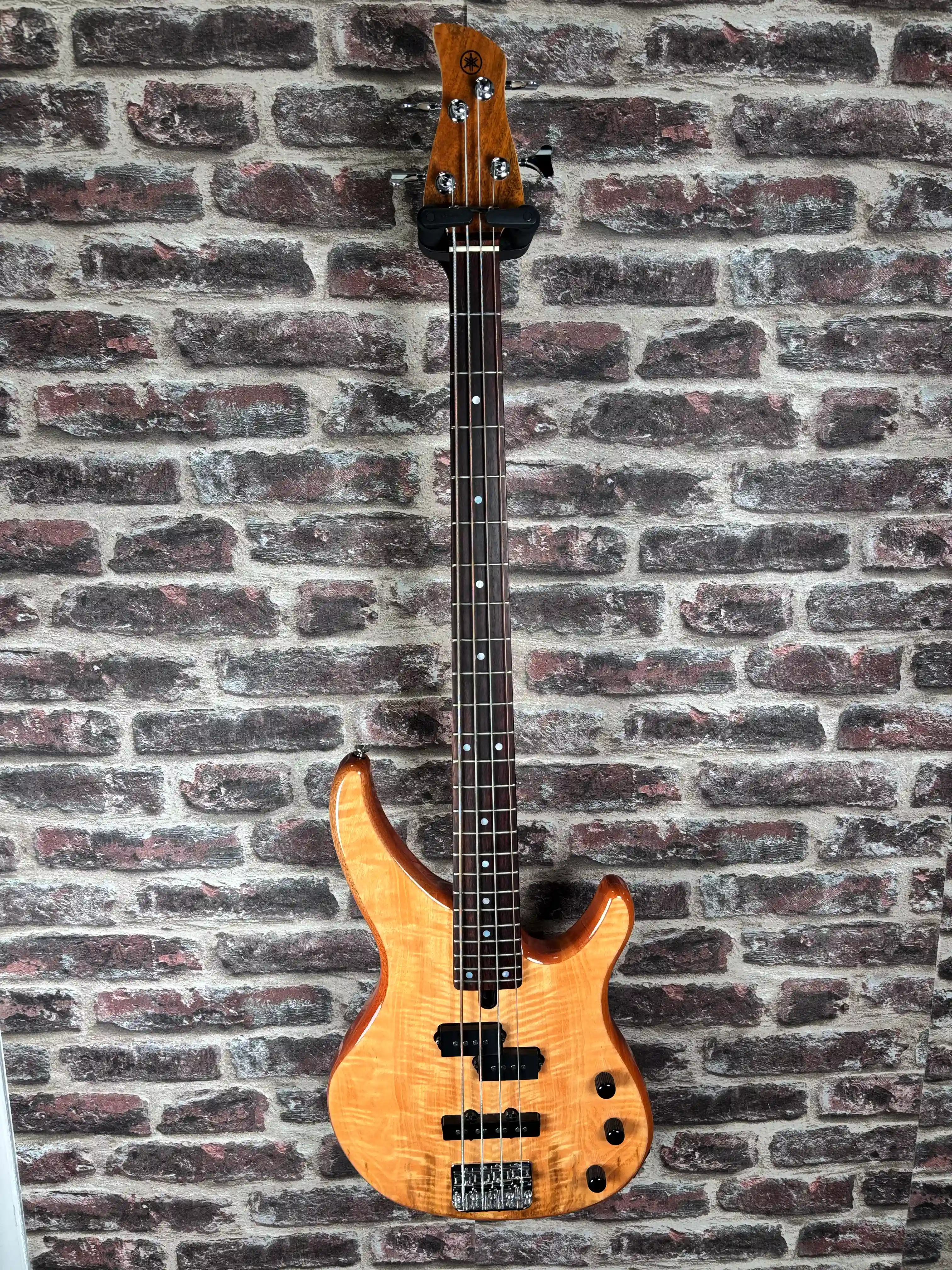 Yamaha TRBX 174EW NAT OCCASION