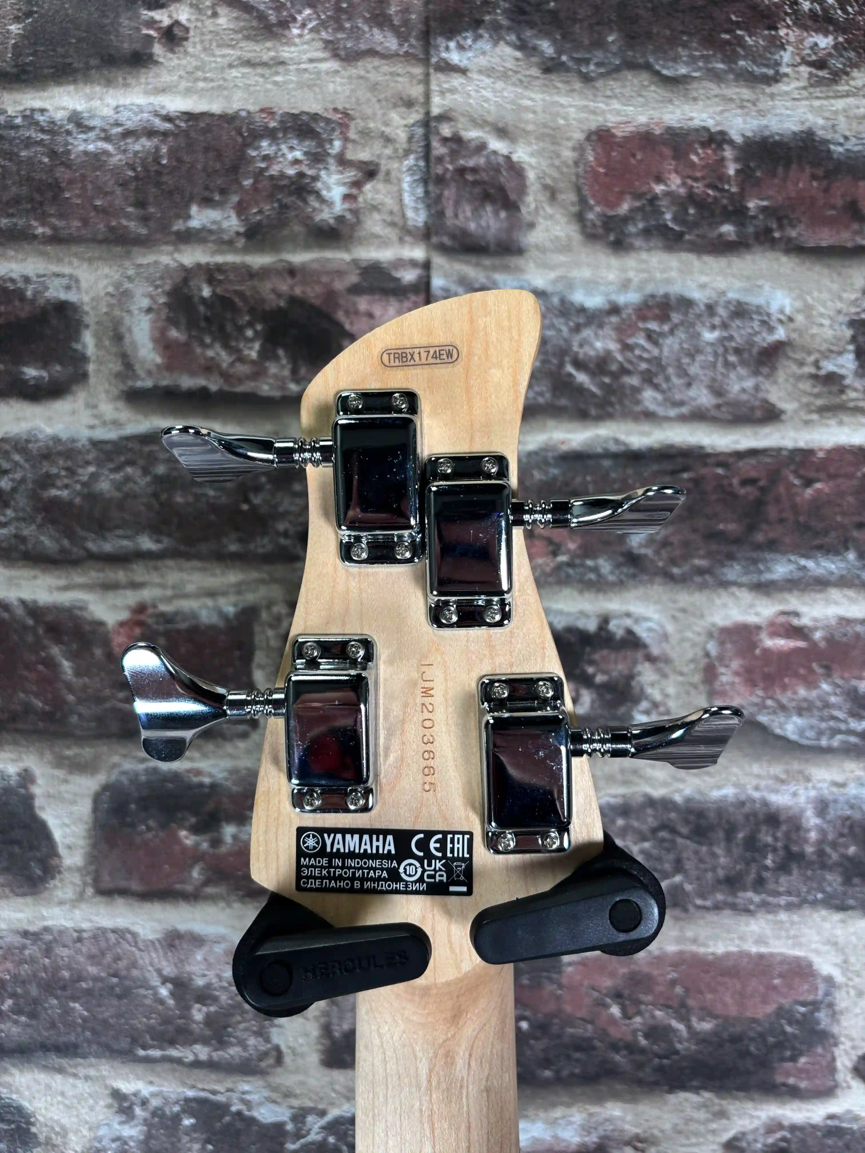 Yamaha TRBX 174EW NAT OCCASION