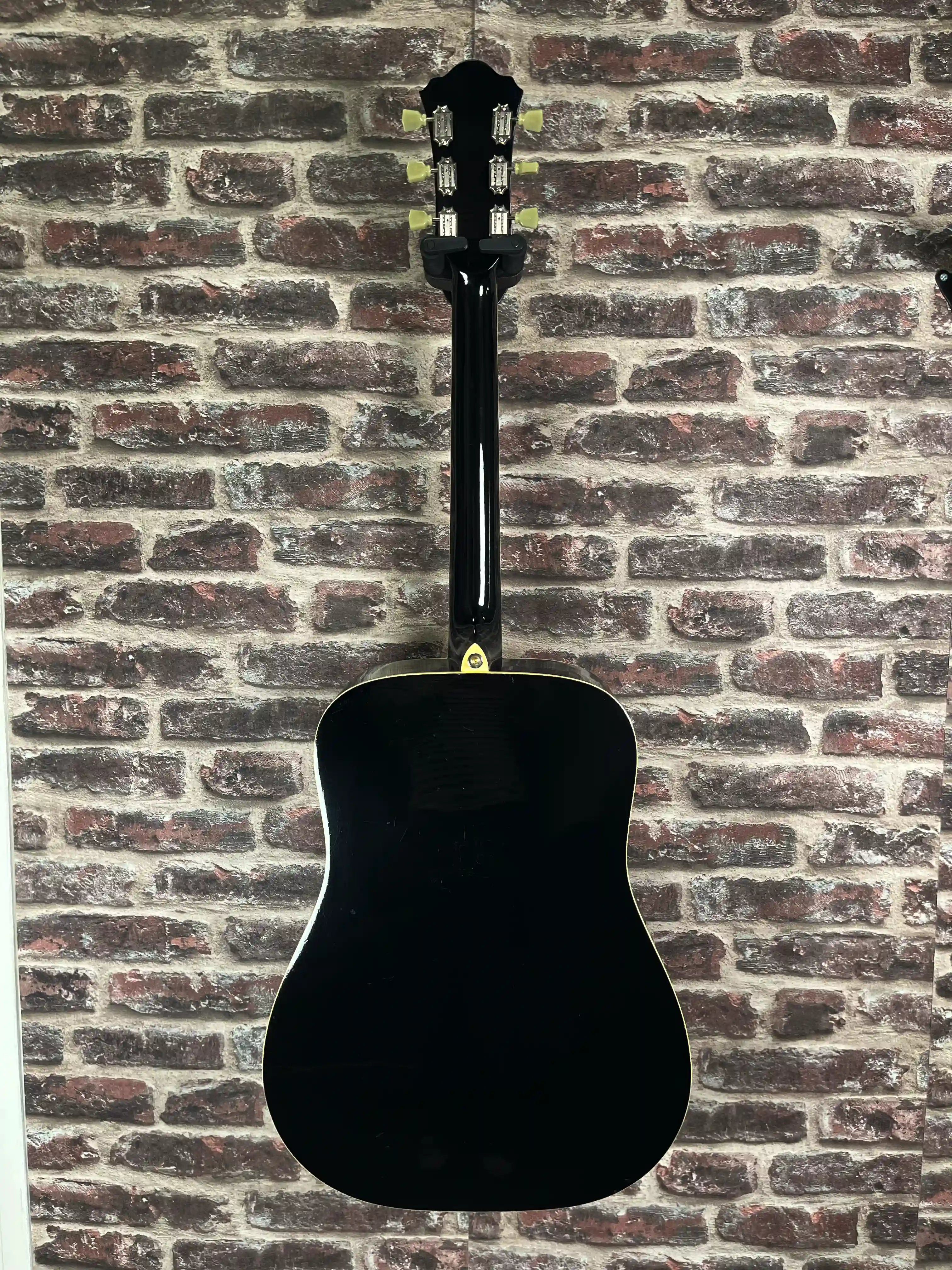 Ibanez F310 BK + LR BAGGS OCCASION