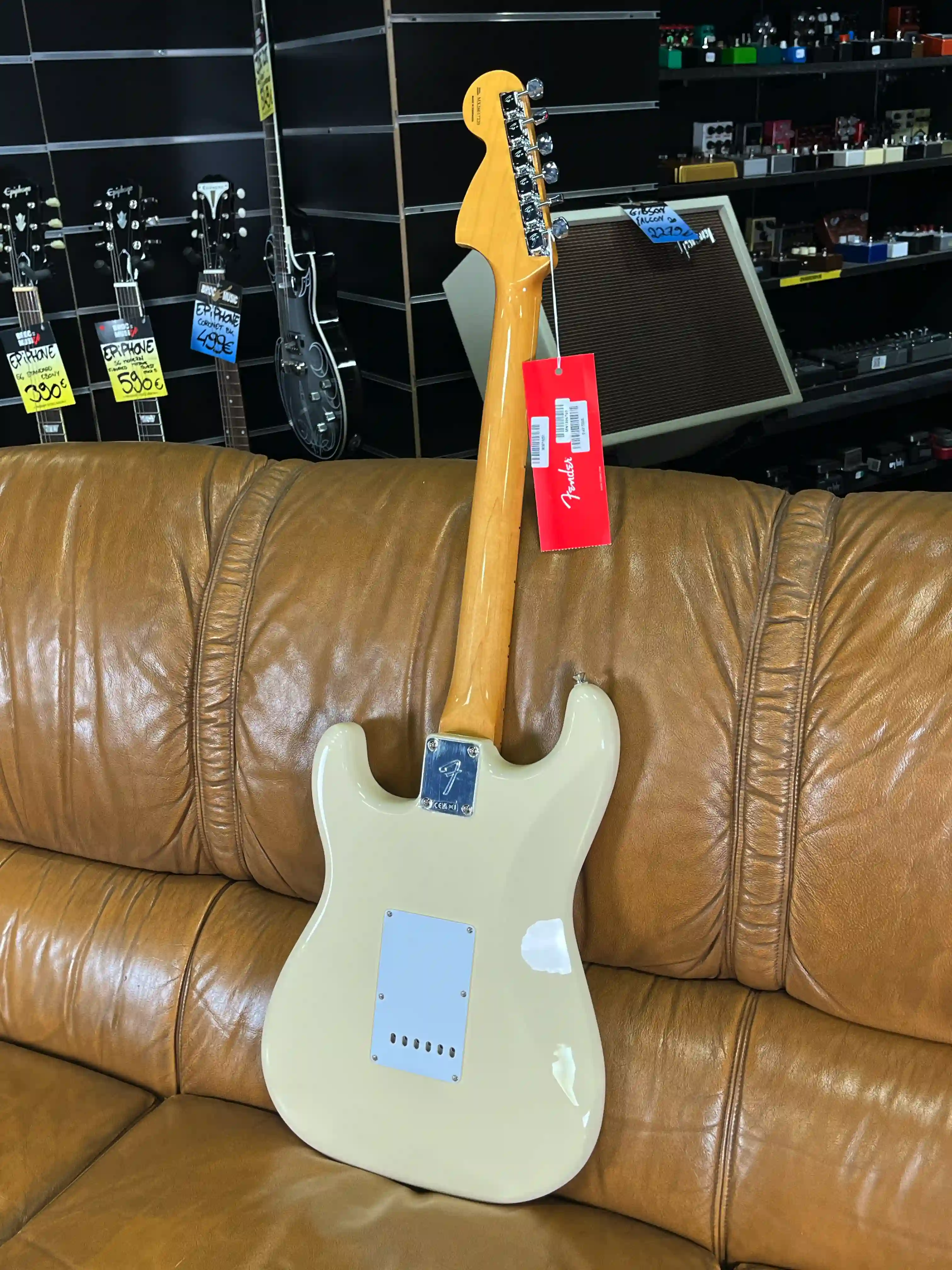 Fender Vintera III Stratocaster Late 60's Maple Olympic White