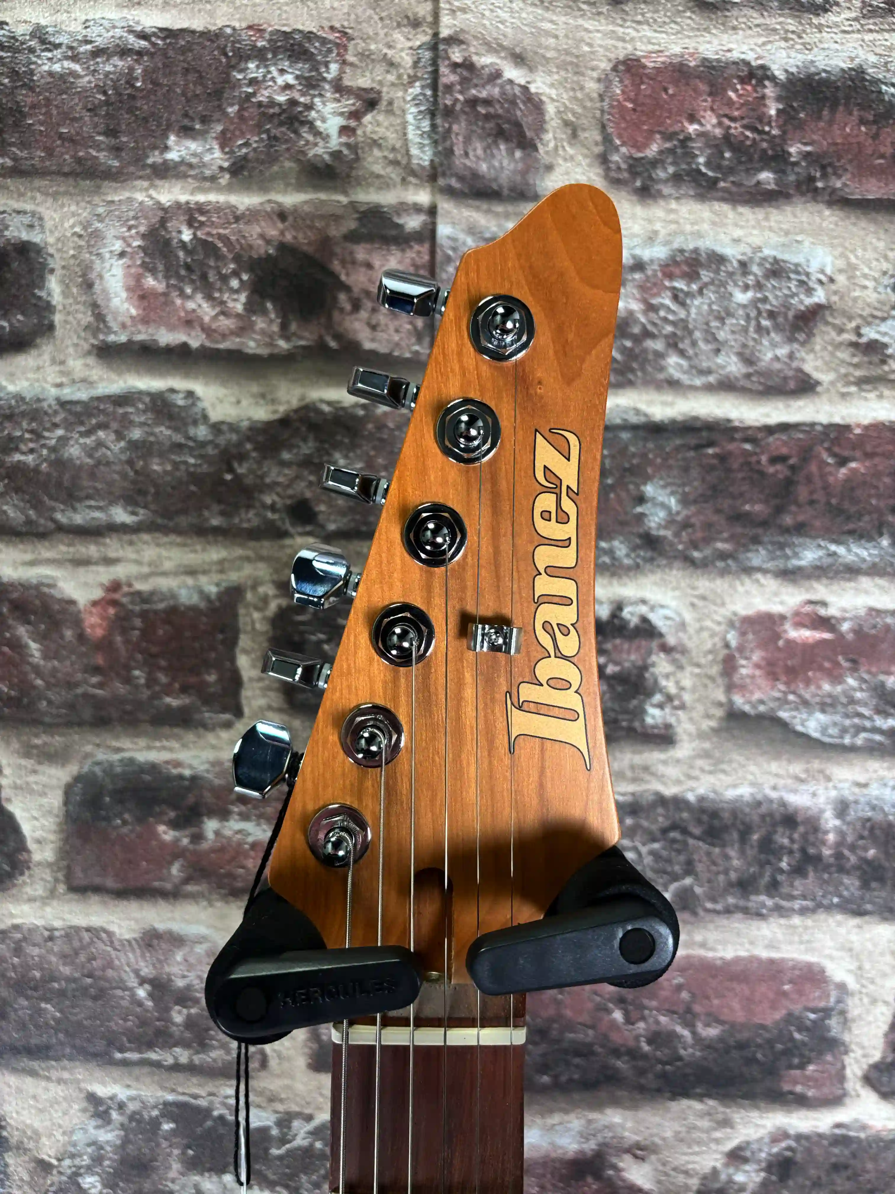 Ibanez AZ22S1F Violin Sunburst