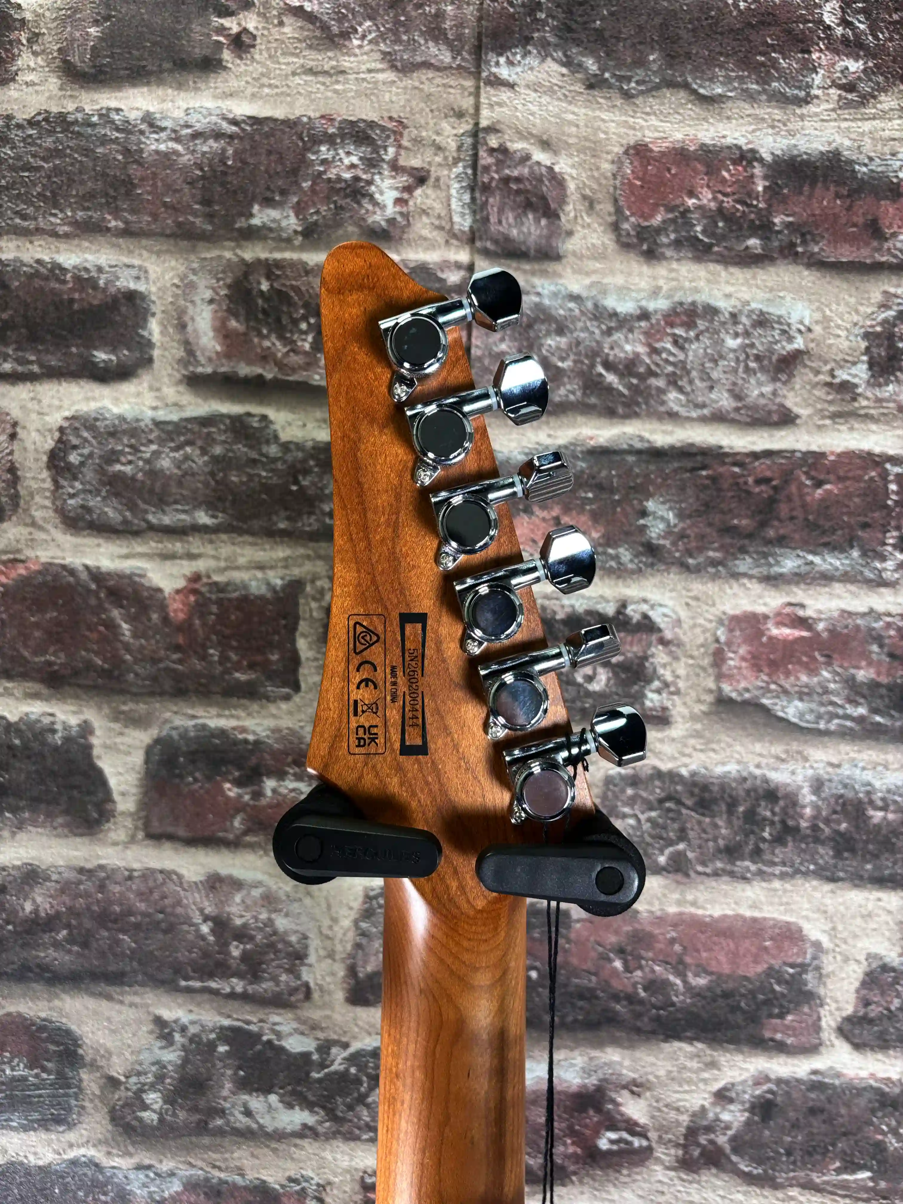 Ibanez AZ24S2‑MLB Bleu clair métallisé