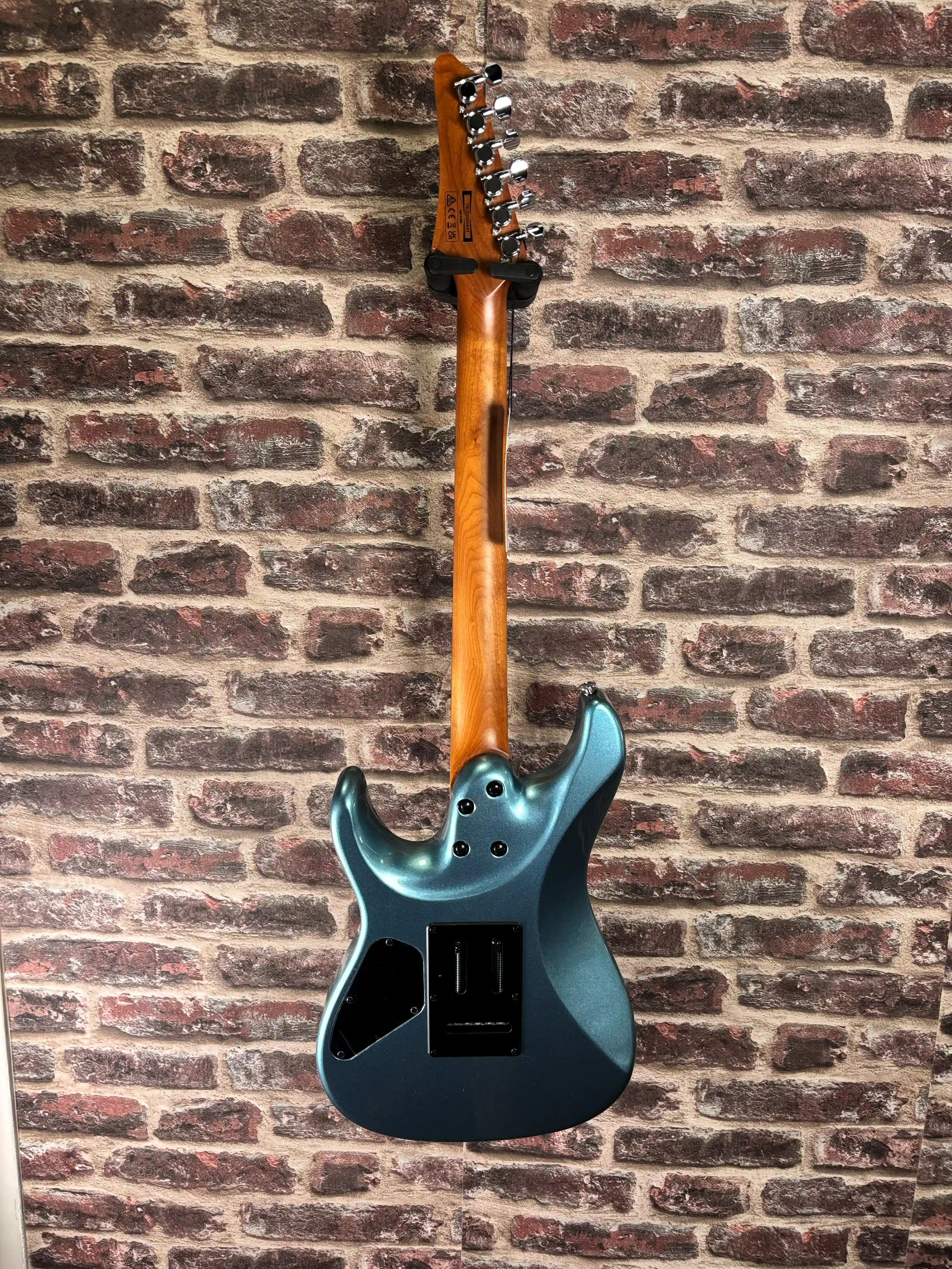 Ibanez AZ24S2‑MLB Bleu clair métallisé