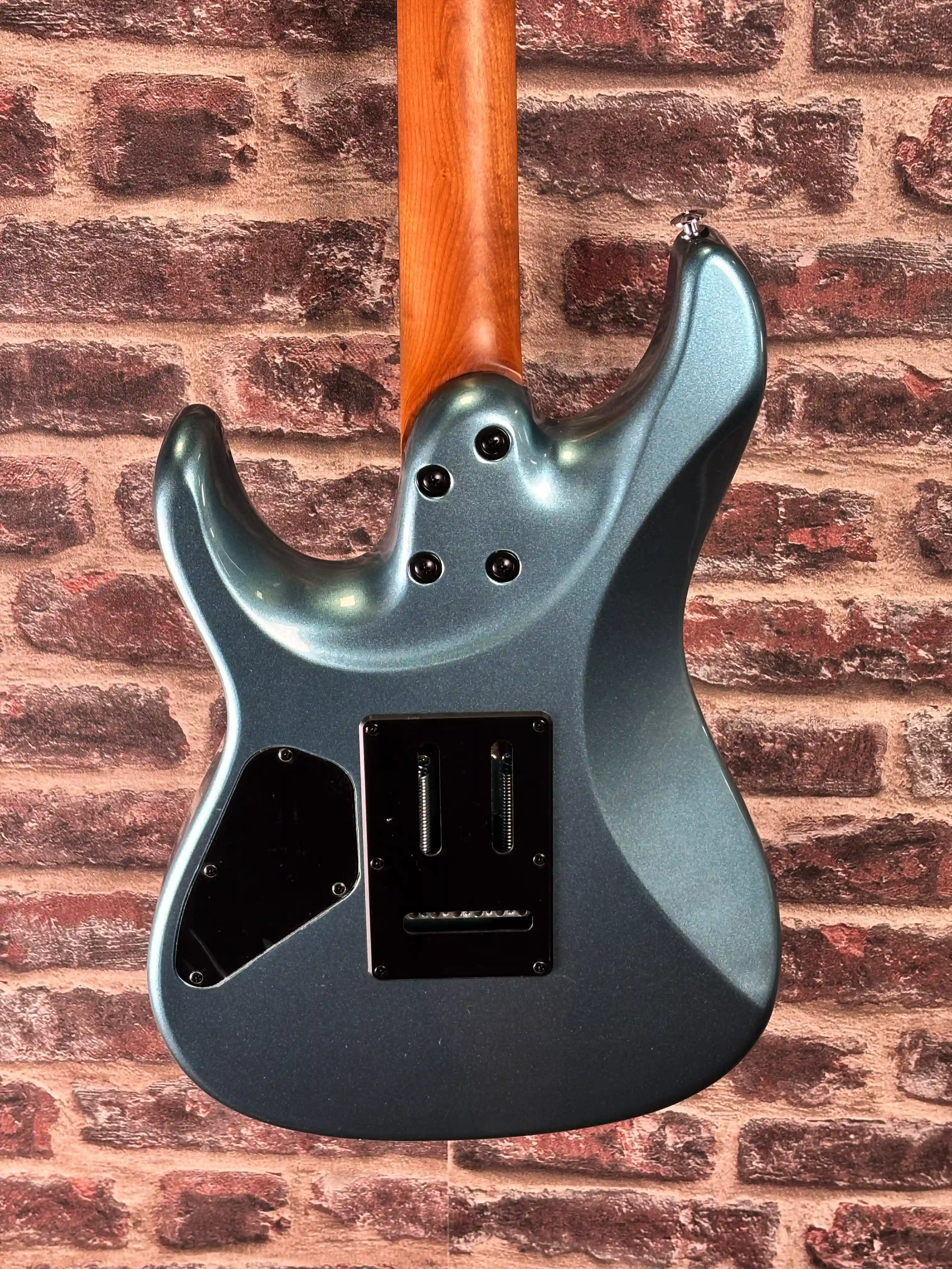 Ibanez AZ24S2‑MLB Bleu clair métallisé