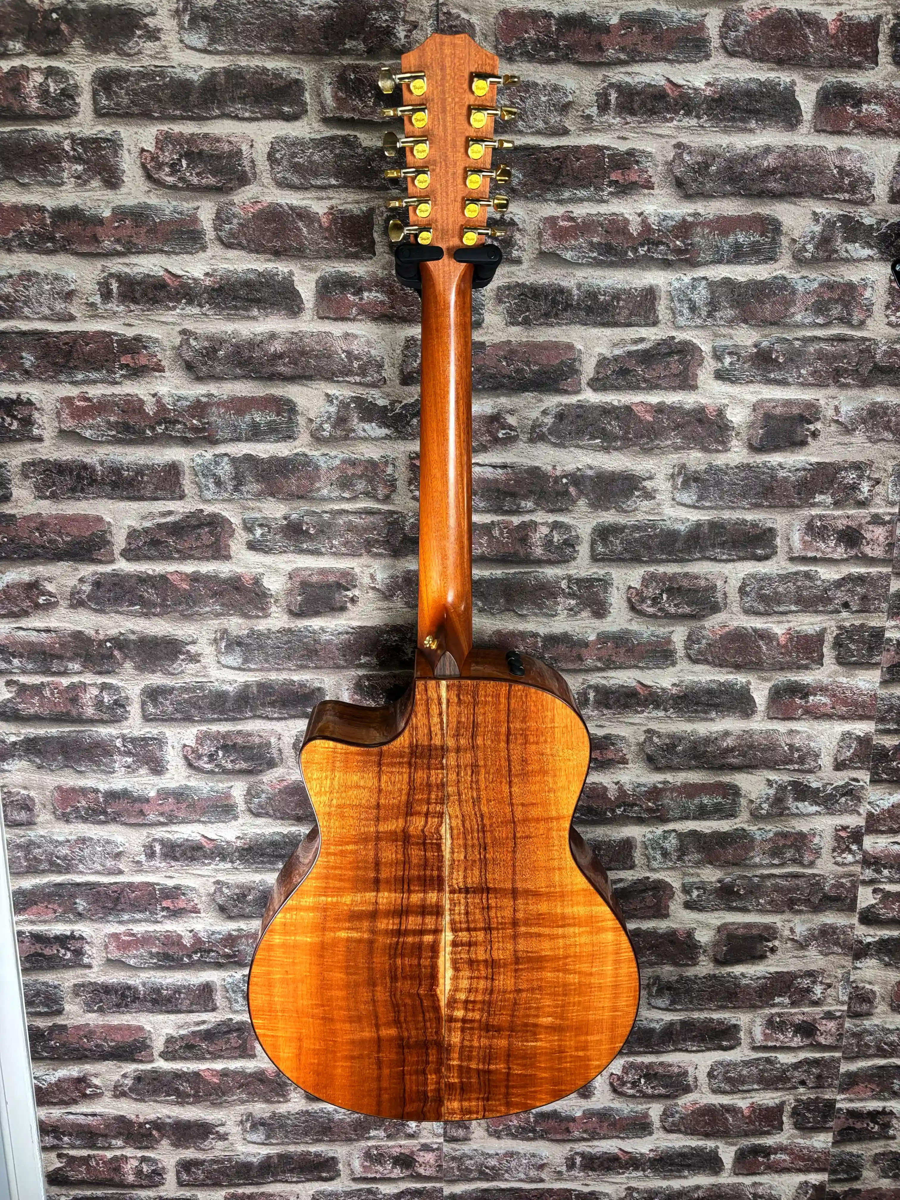 Taylor K66ce OCCASION