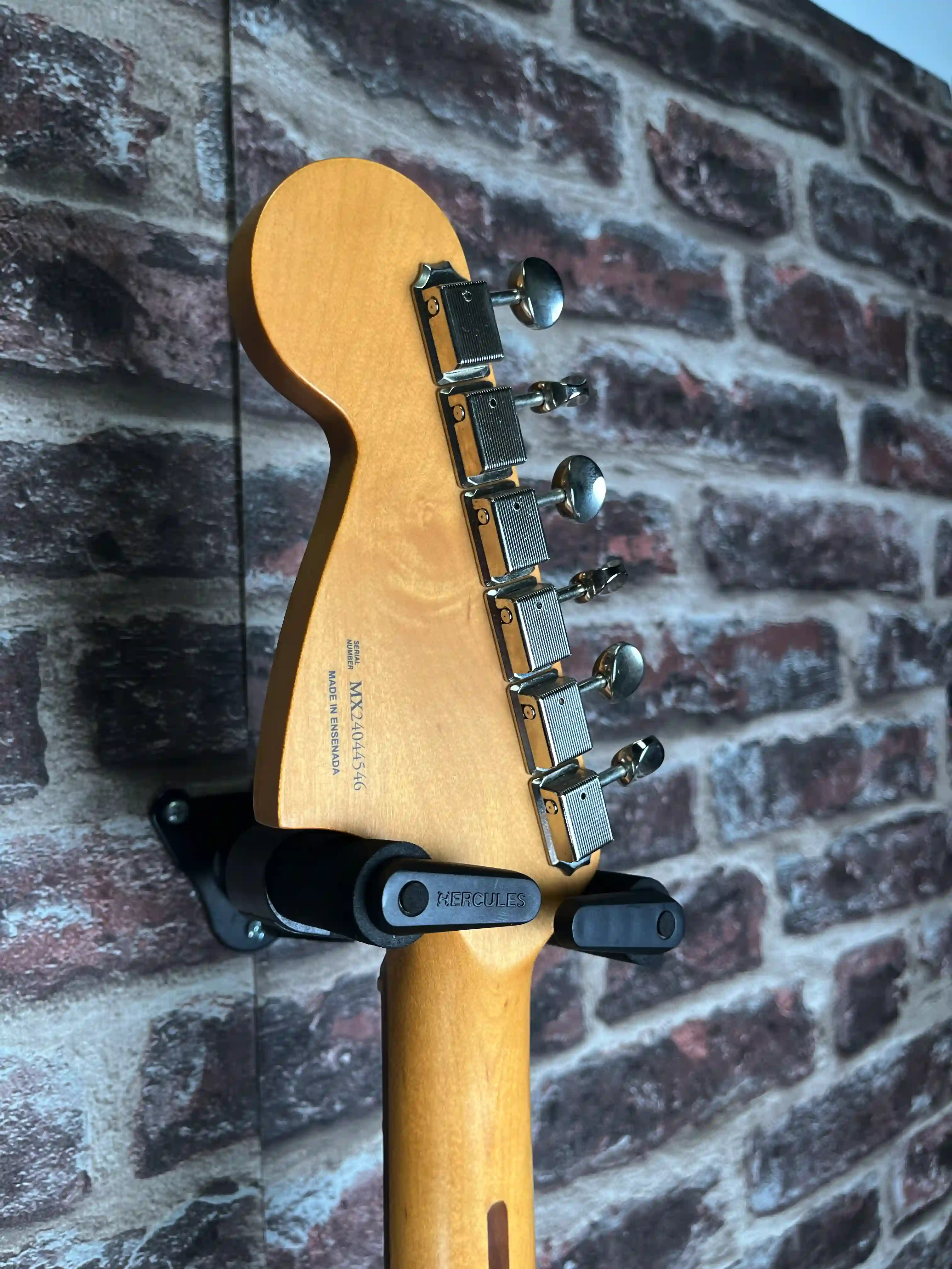 Fender Player Jaguar PF 3‑Color Sunburst OCCASION