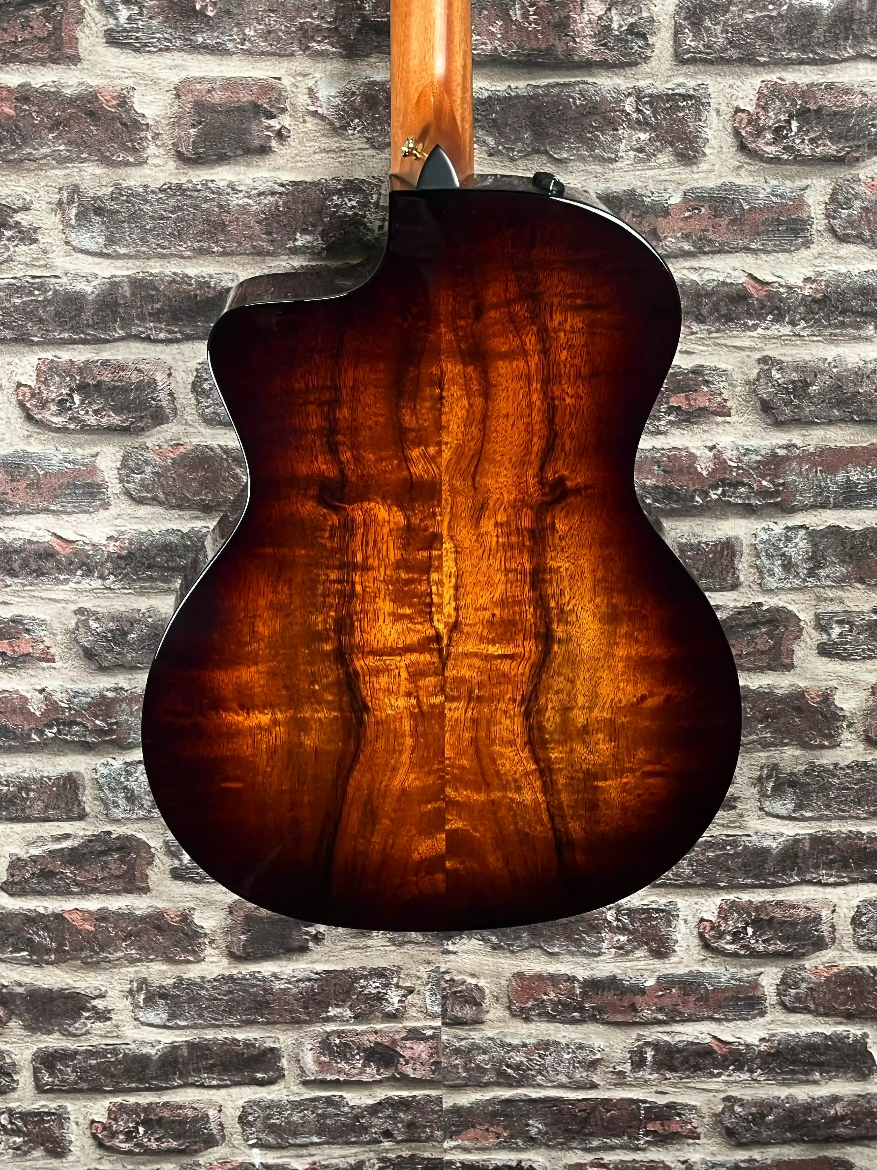 Taylor 224ce‑K DLX