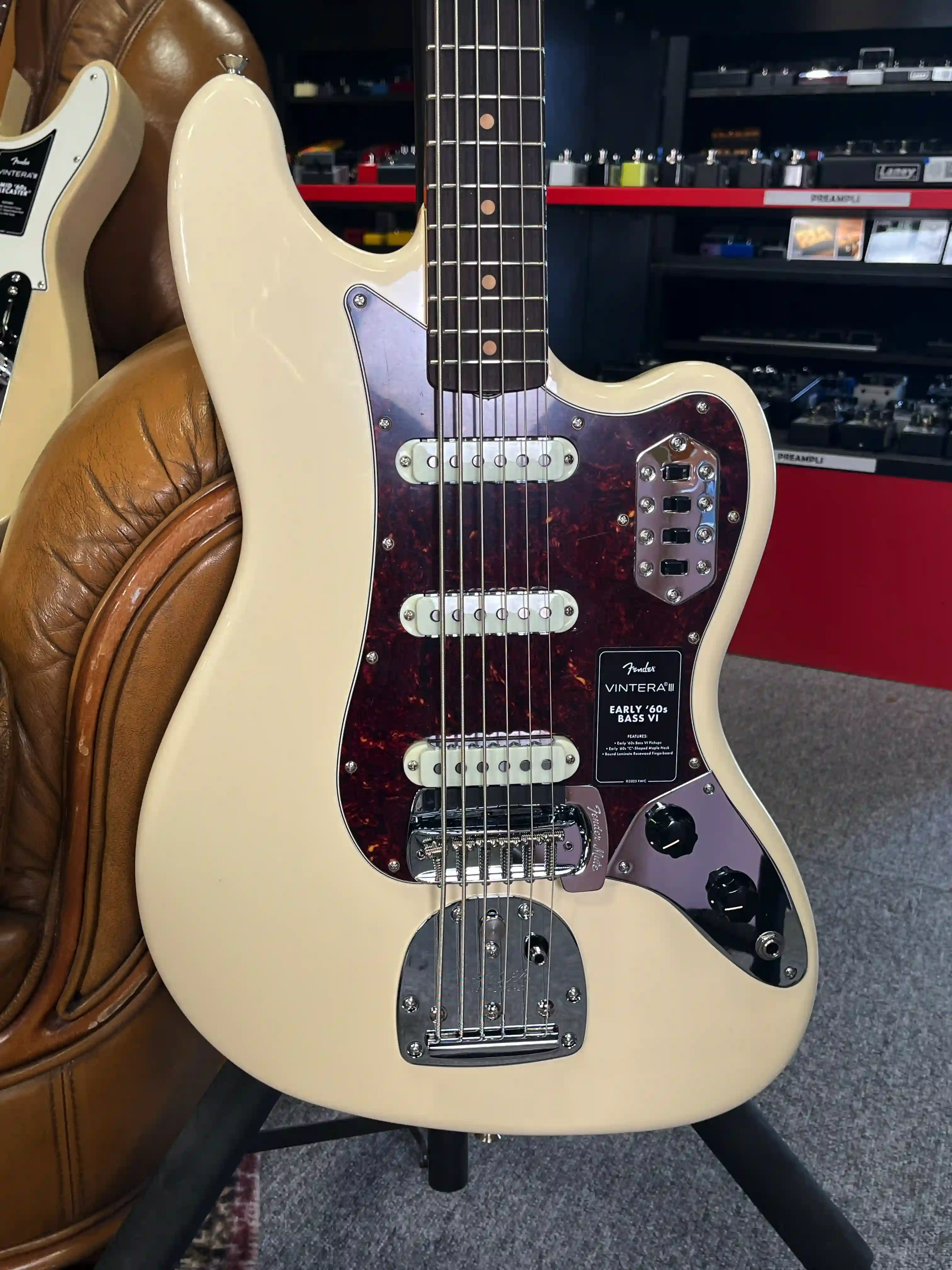 Fender Vintera III Early 60's Bass VI RW OWT