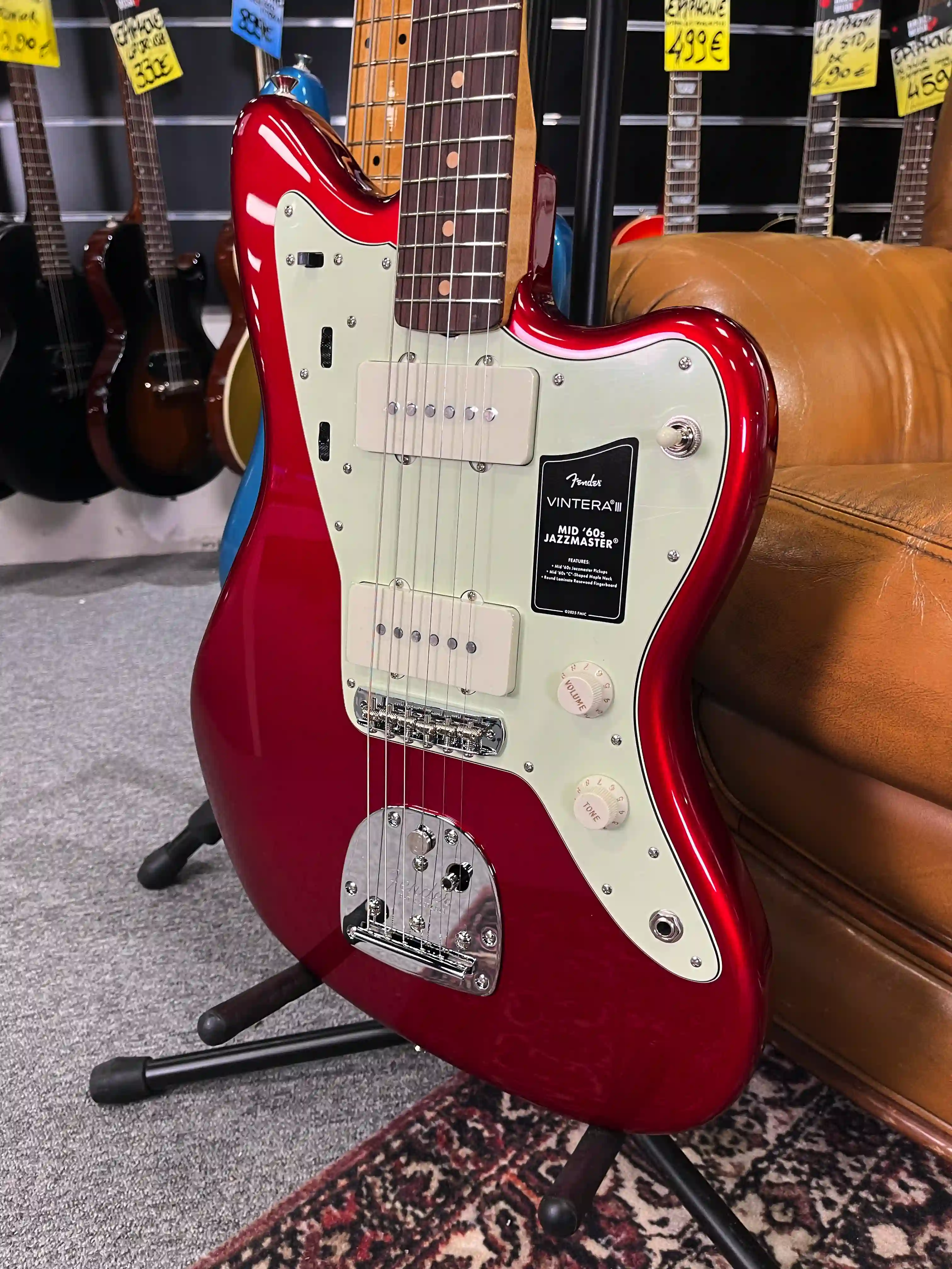 Fender Vintera III Mid 60s Jazzmaster RW Candy Apple Red