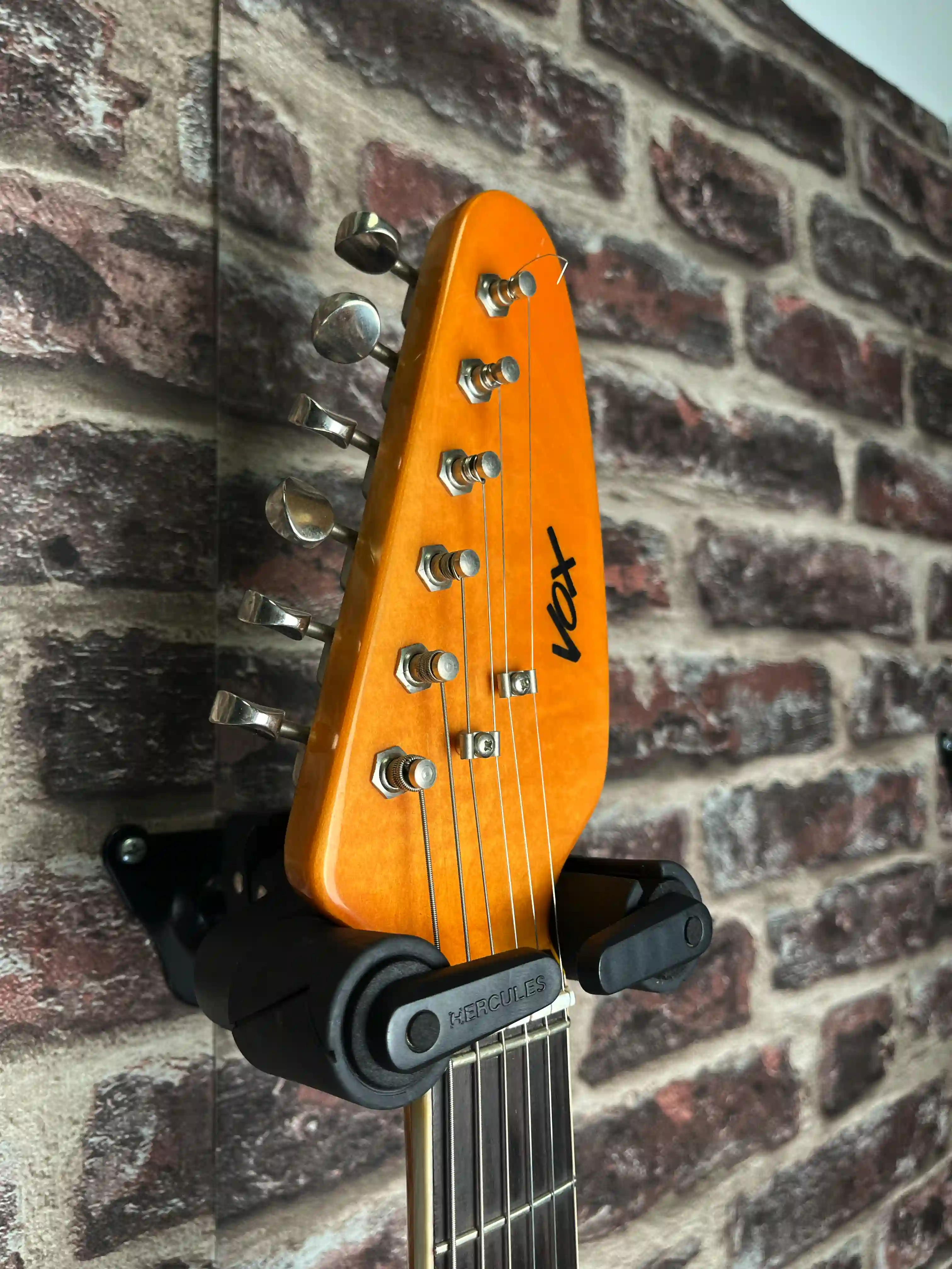 Vox Mark VI Teardrop 1966 Cherry Red OCCASION