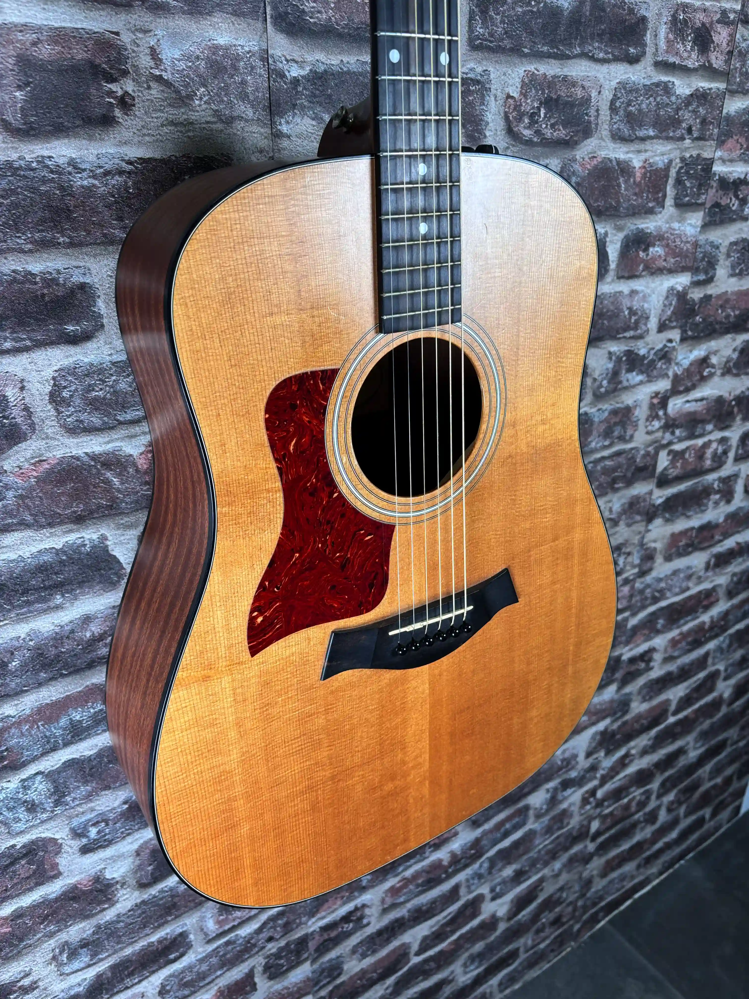 Taylor 110e LH OCCASION