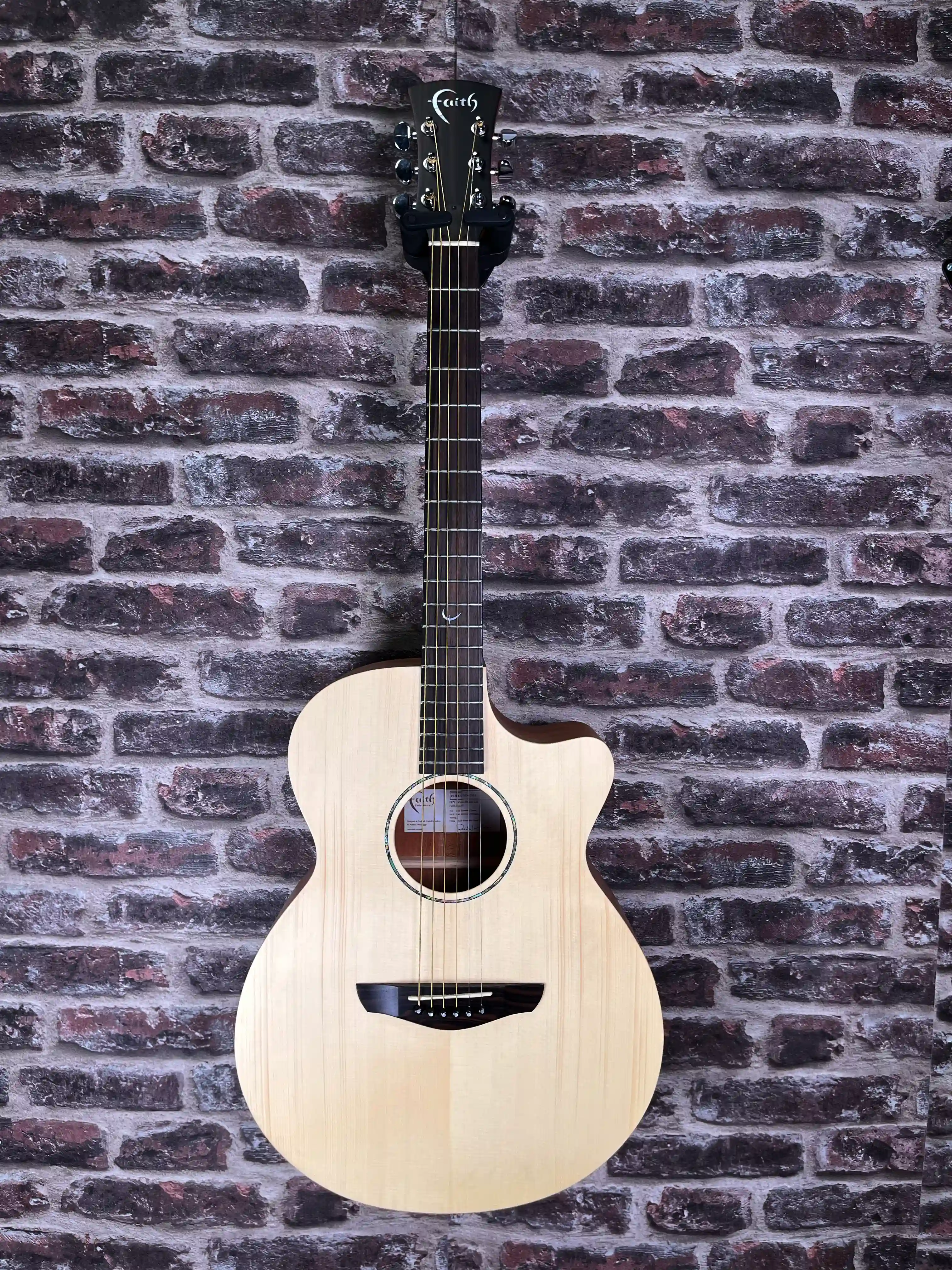 FAITH Naked Venus – Cutaway Electro STOCK B