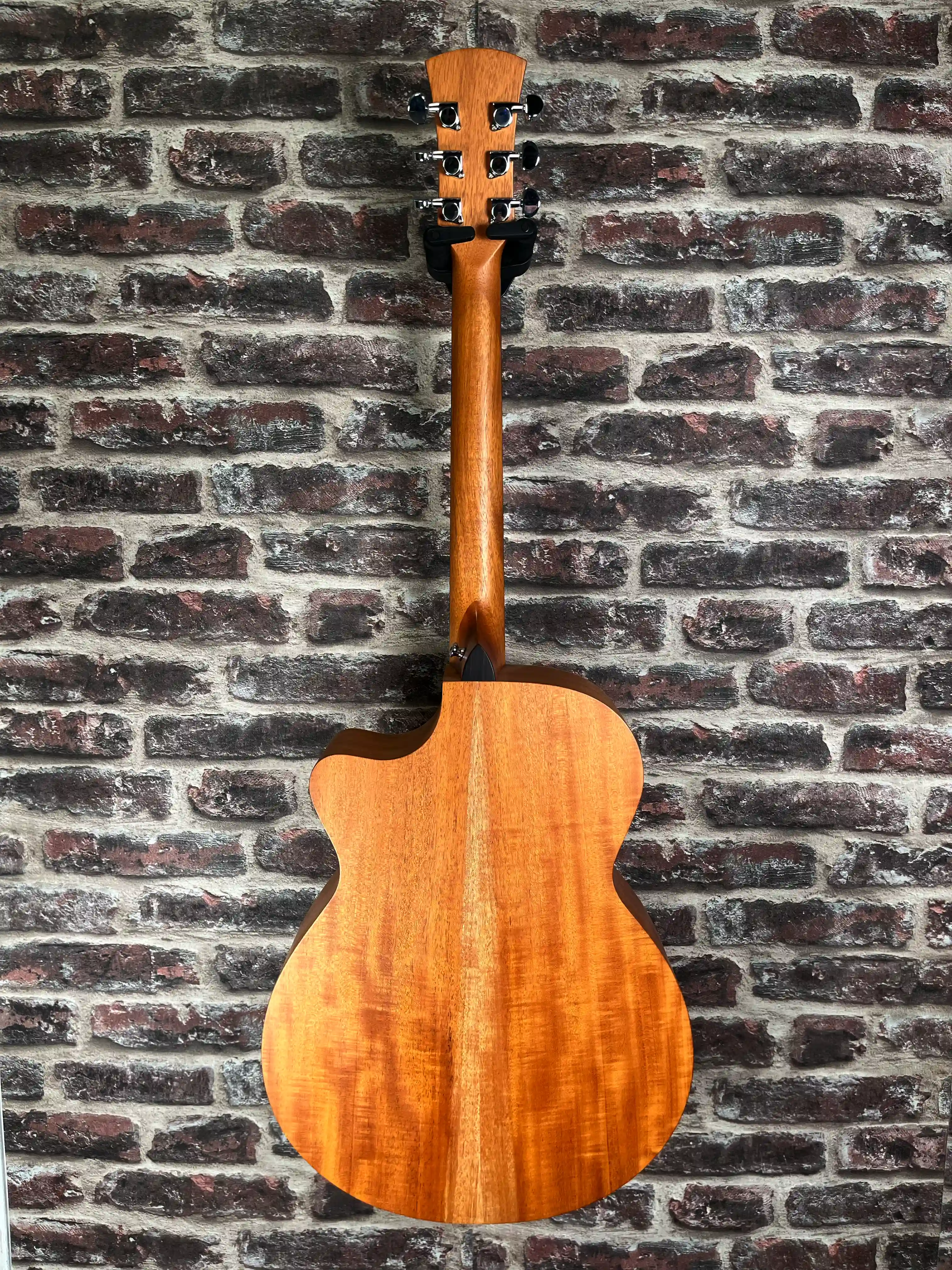 FAITH Naked Venus – Cutaway Electro STOCK B