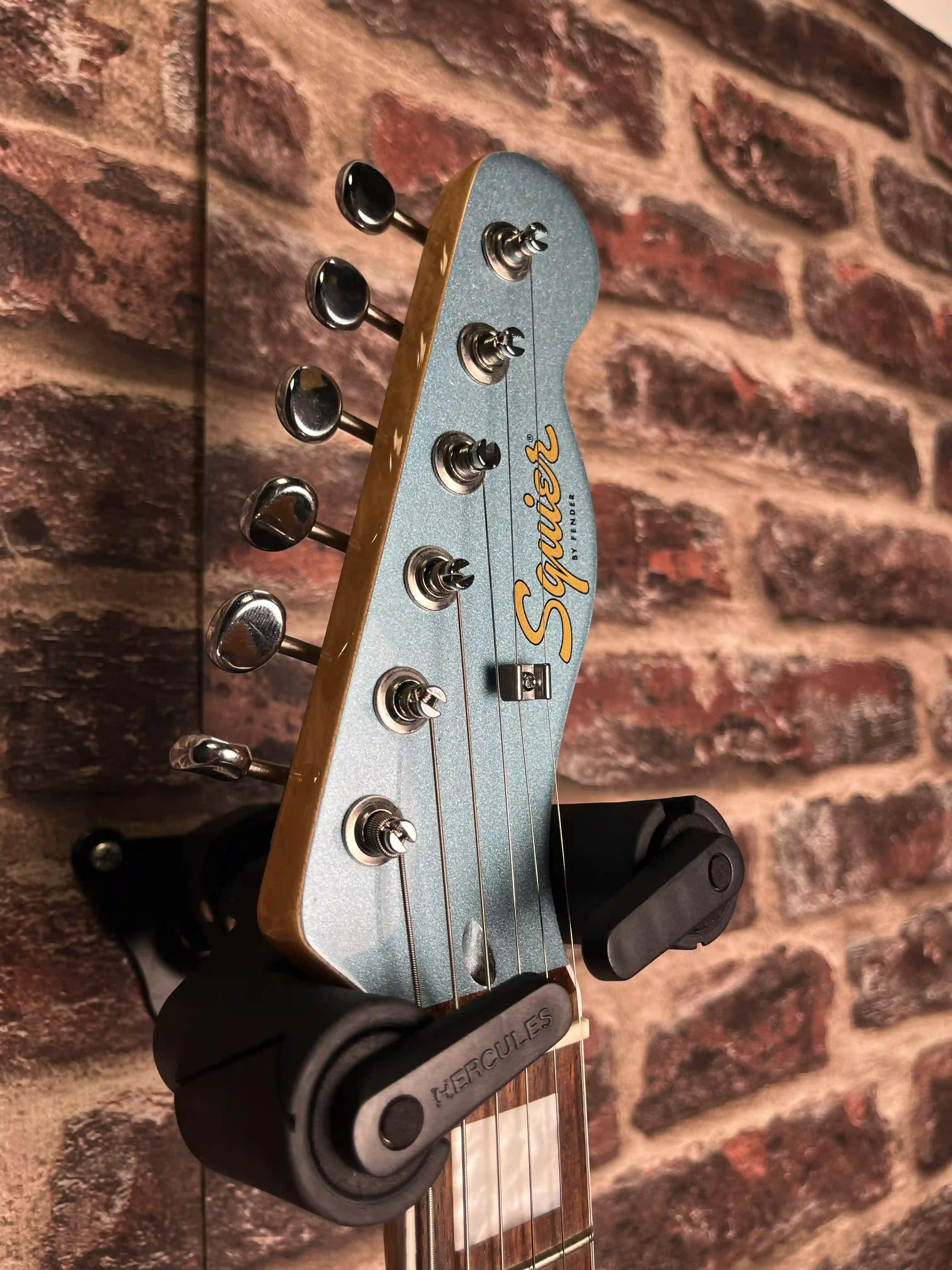 Squier Paranormal Offset Telecaster SJ Ice Blue Metallic